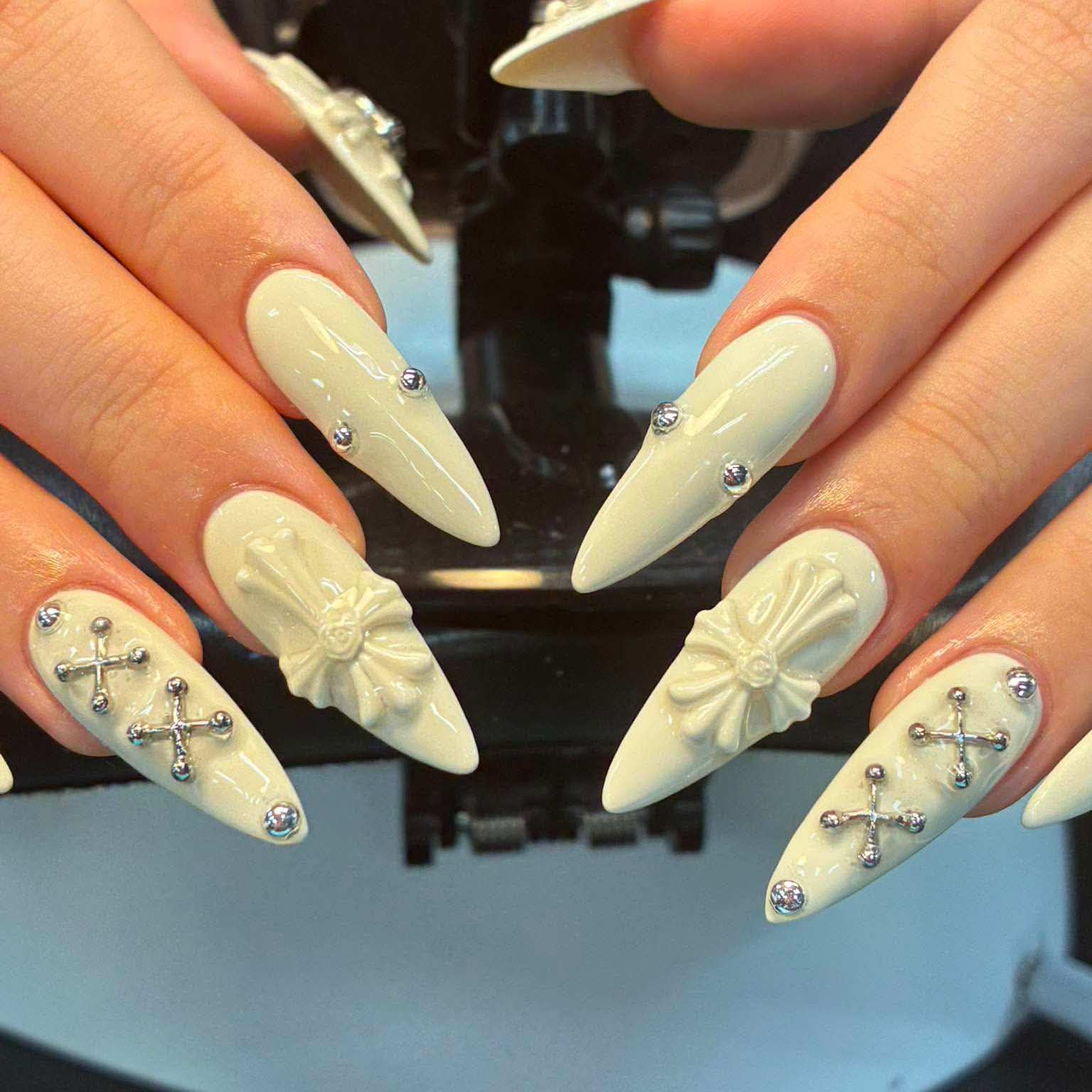 Suka_Ana.chuo_nail