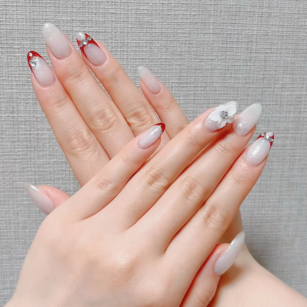 DAISY_NAIL_MIA