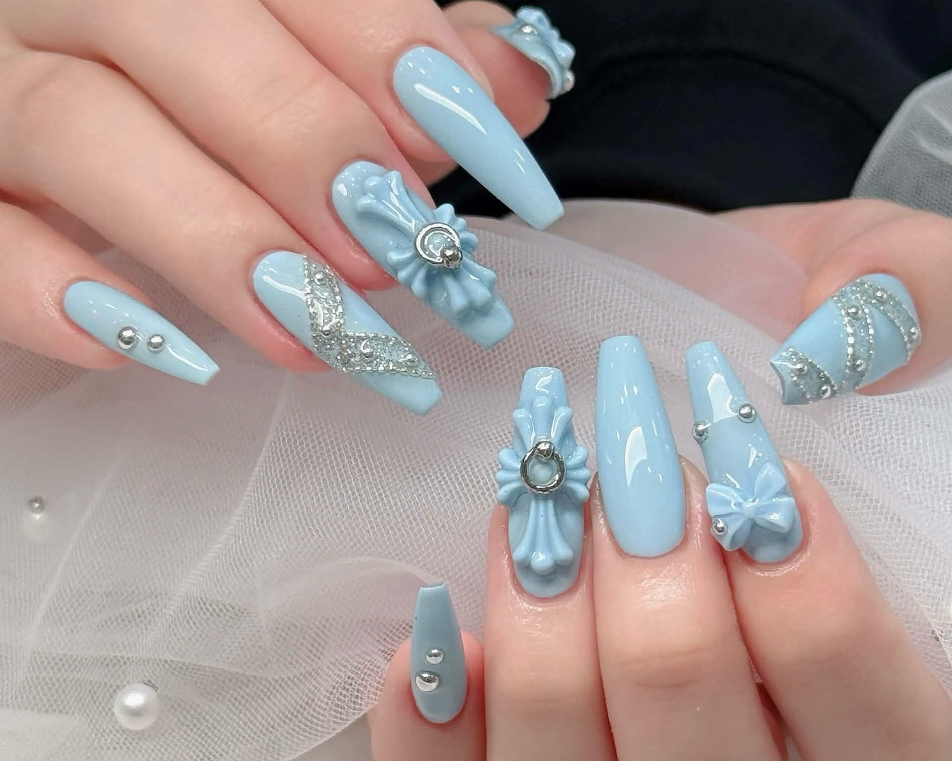 NAILS168_AN