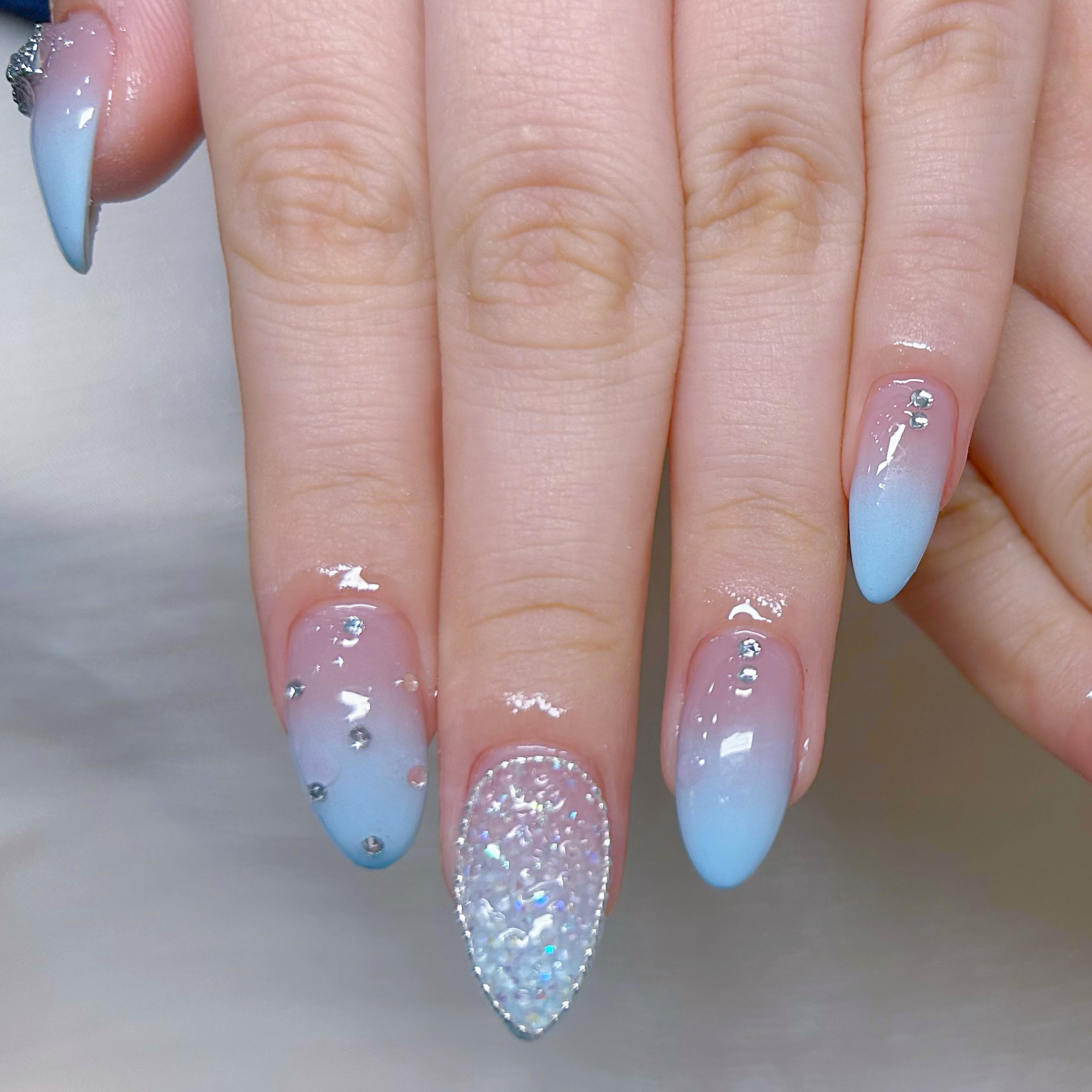 Niji07069496888