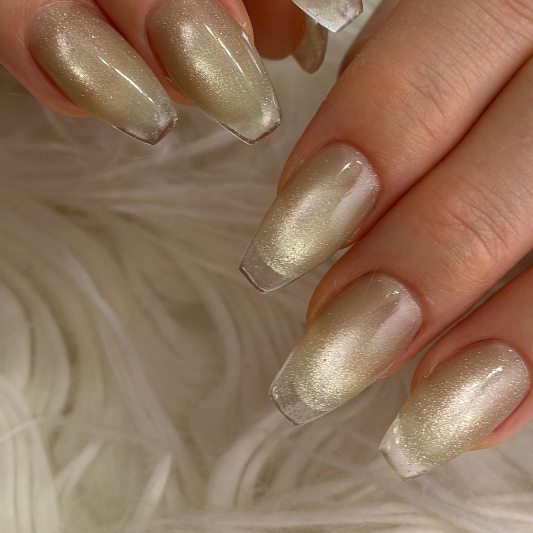 AURA_nailart