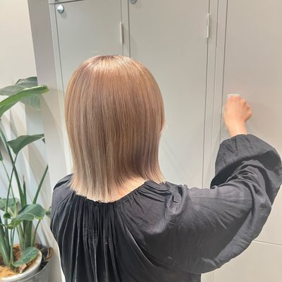 髪質補修ケアブリーチカラー+高濃度ケラチントリートメント✨️