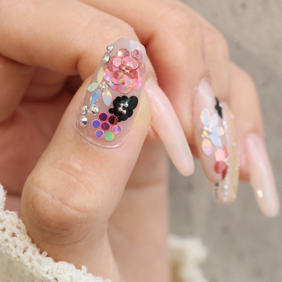 nail.and.eye.salon.Ruru
