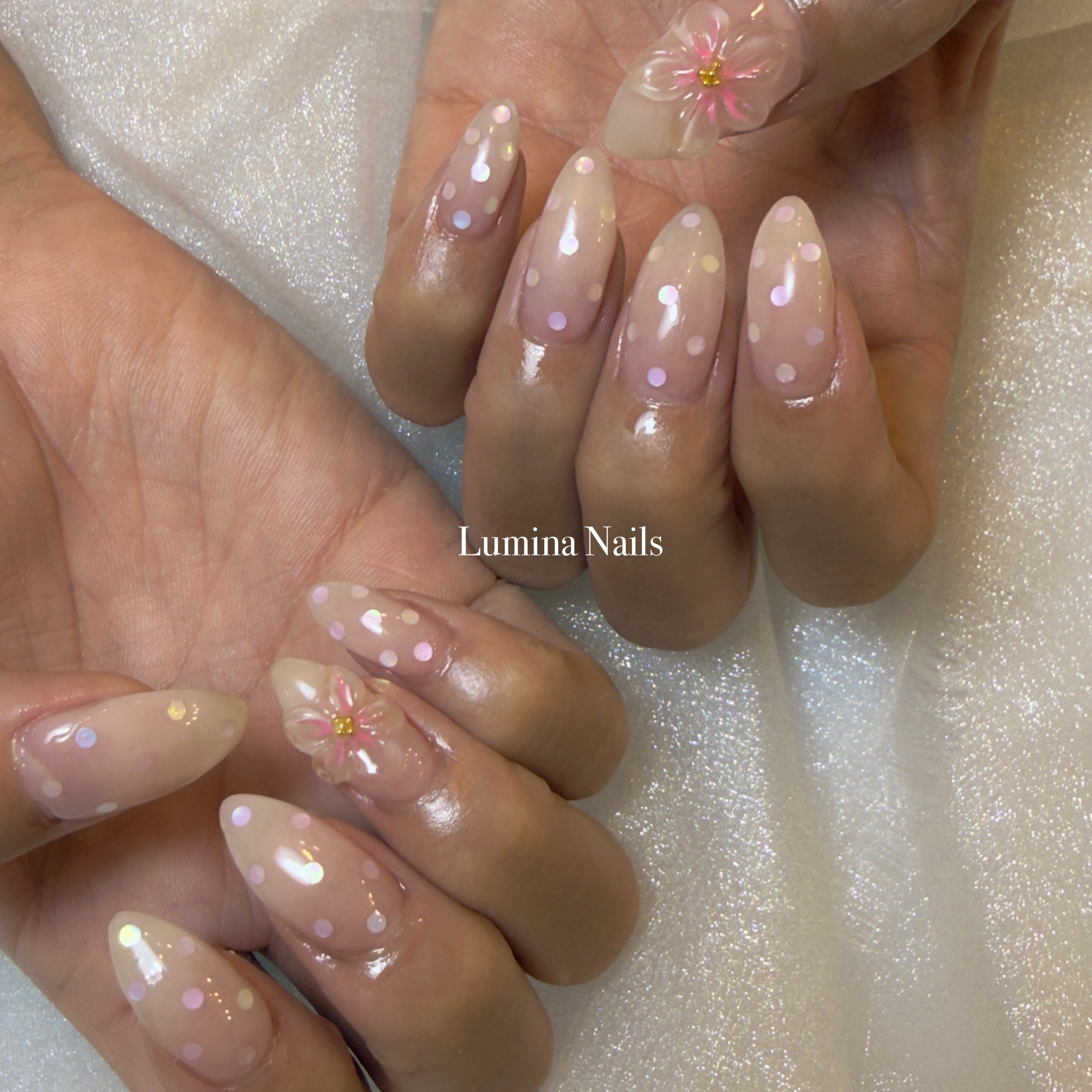 lumina_nails