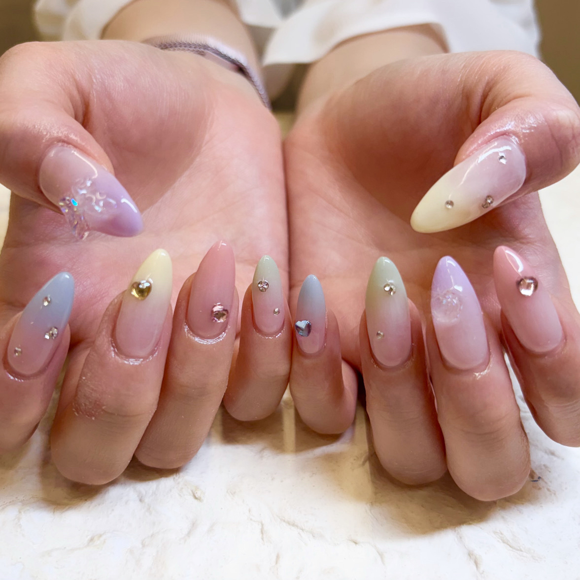 nail_y22