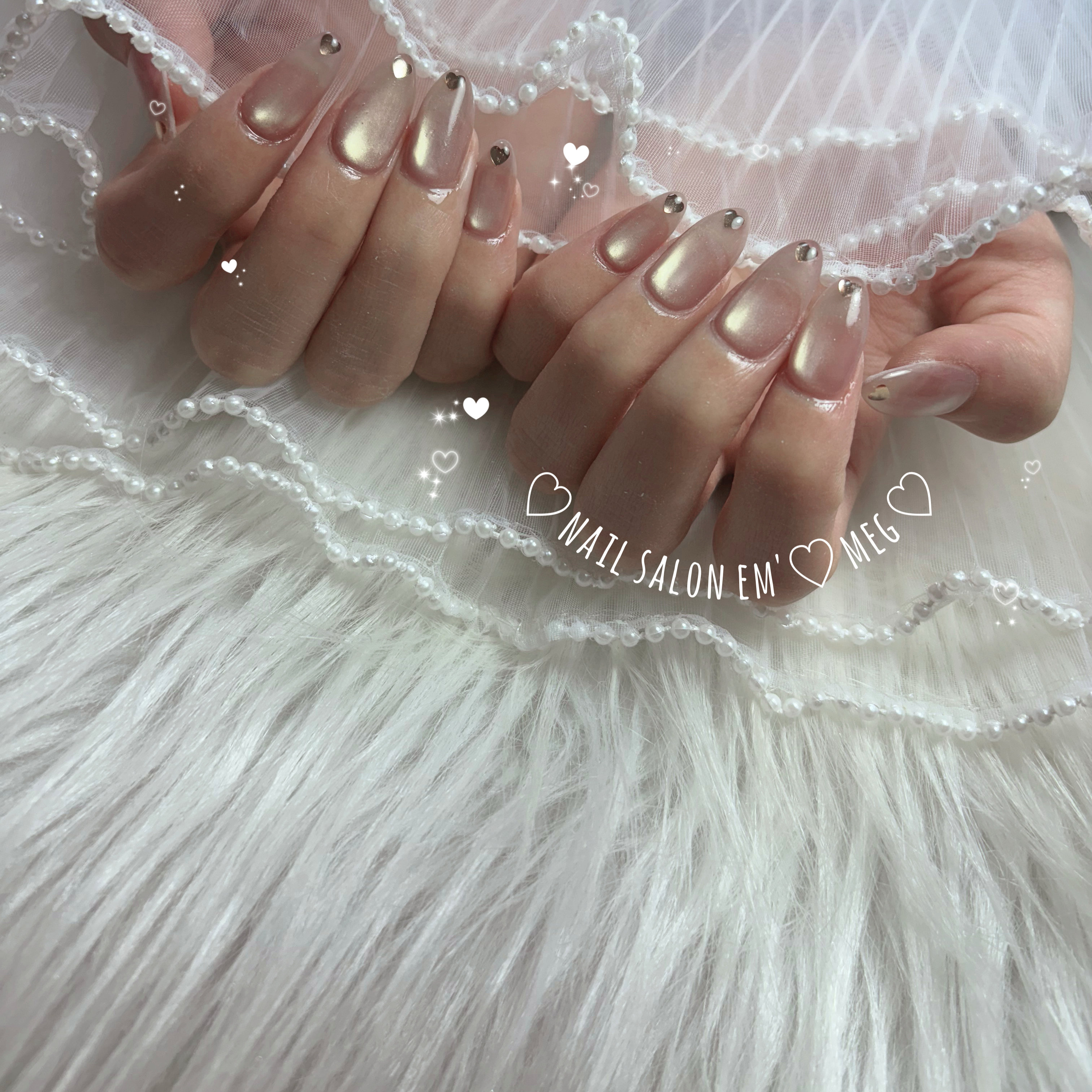 nailsalon_em.meg