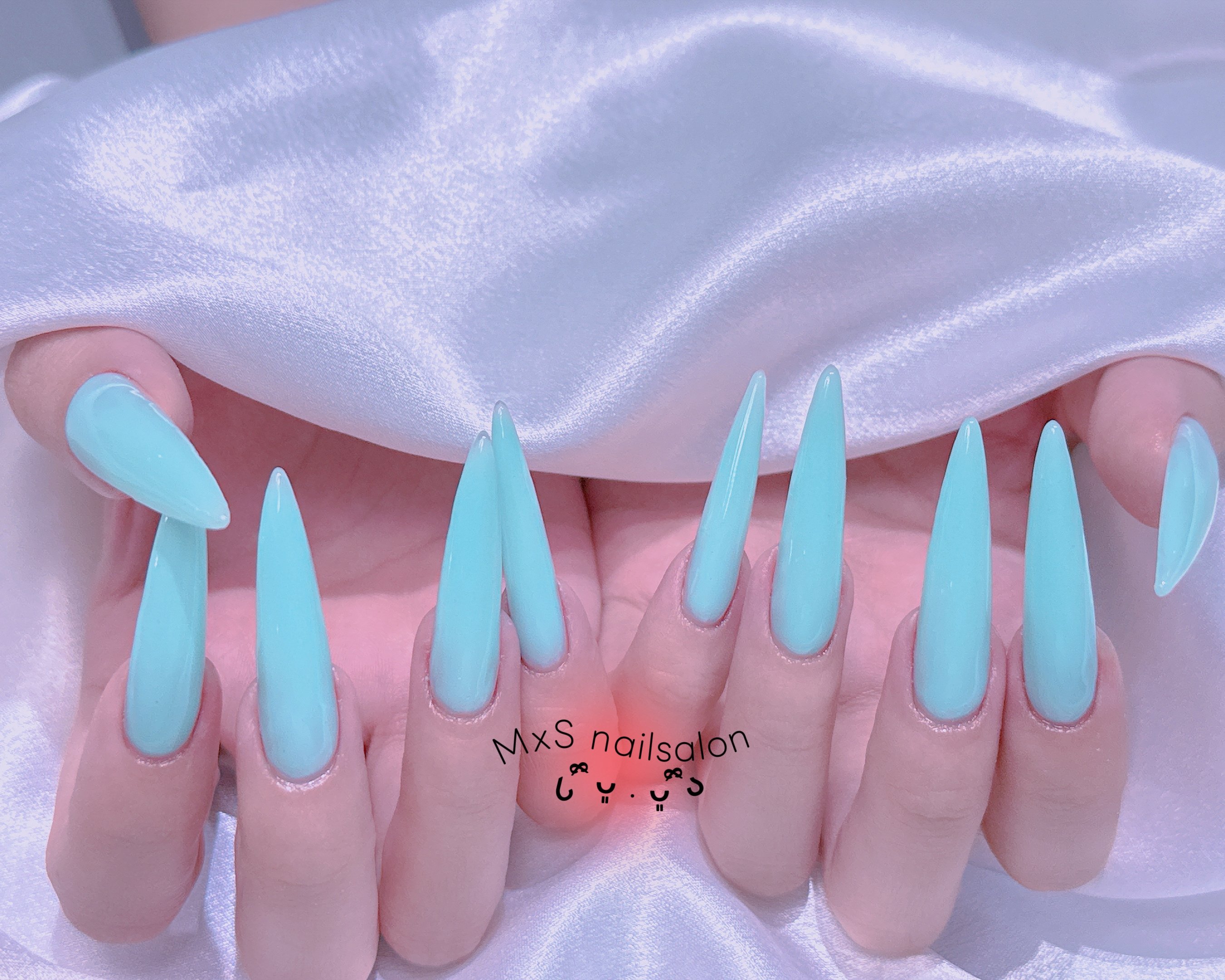 mina_90723