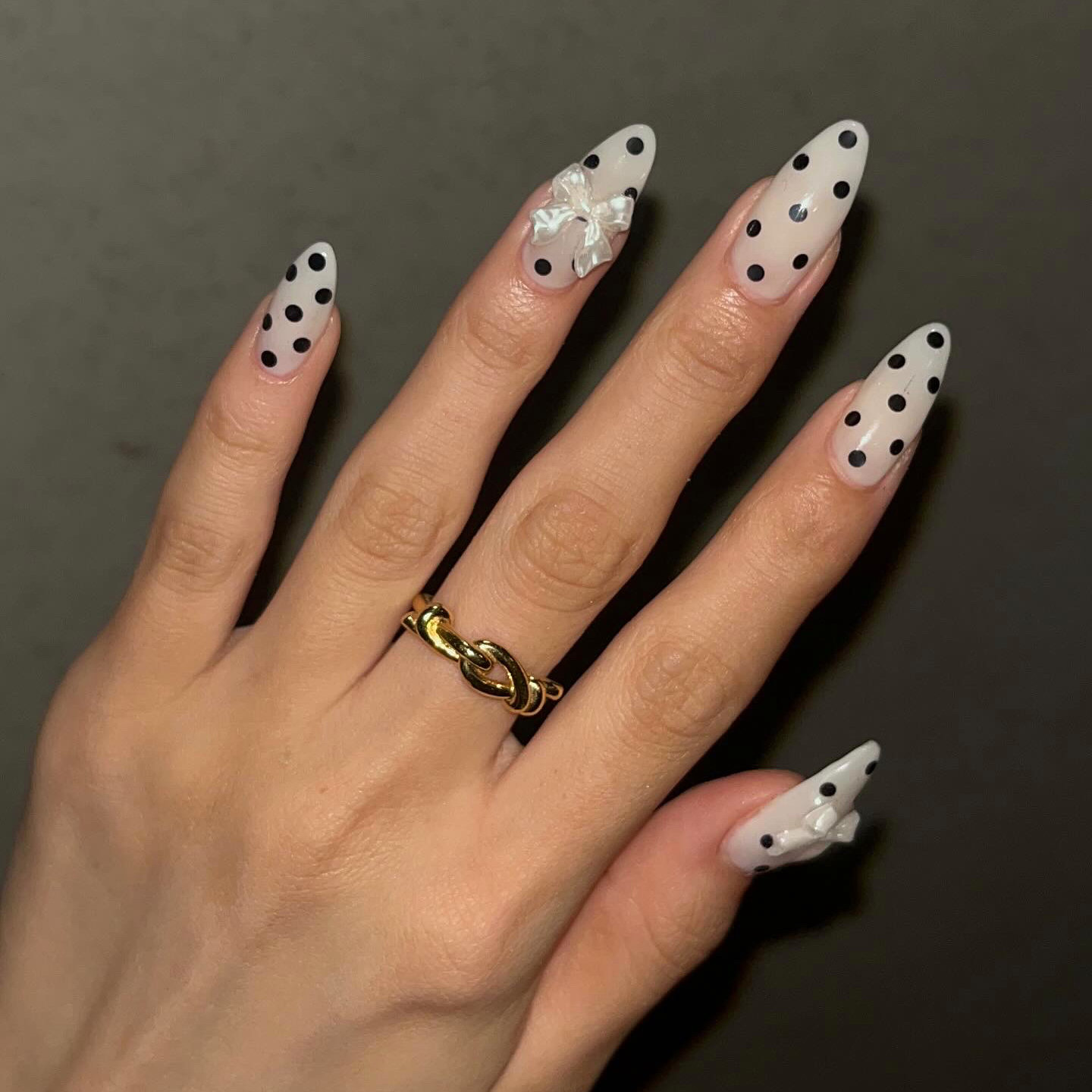 nails_maho