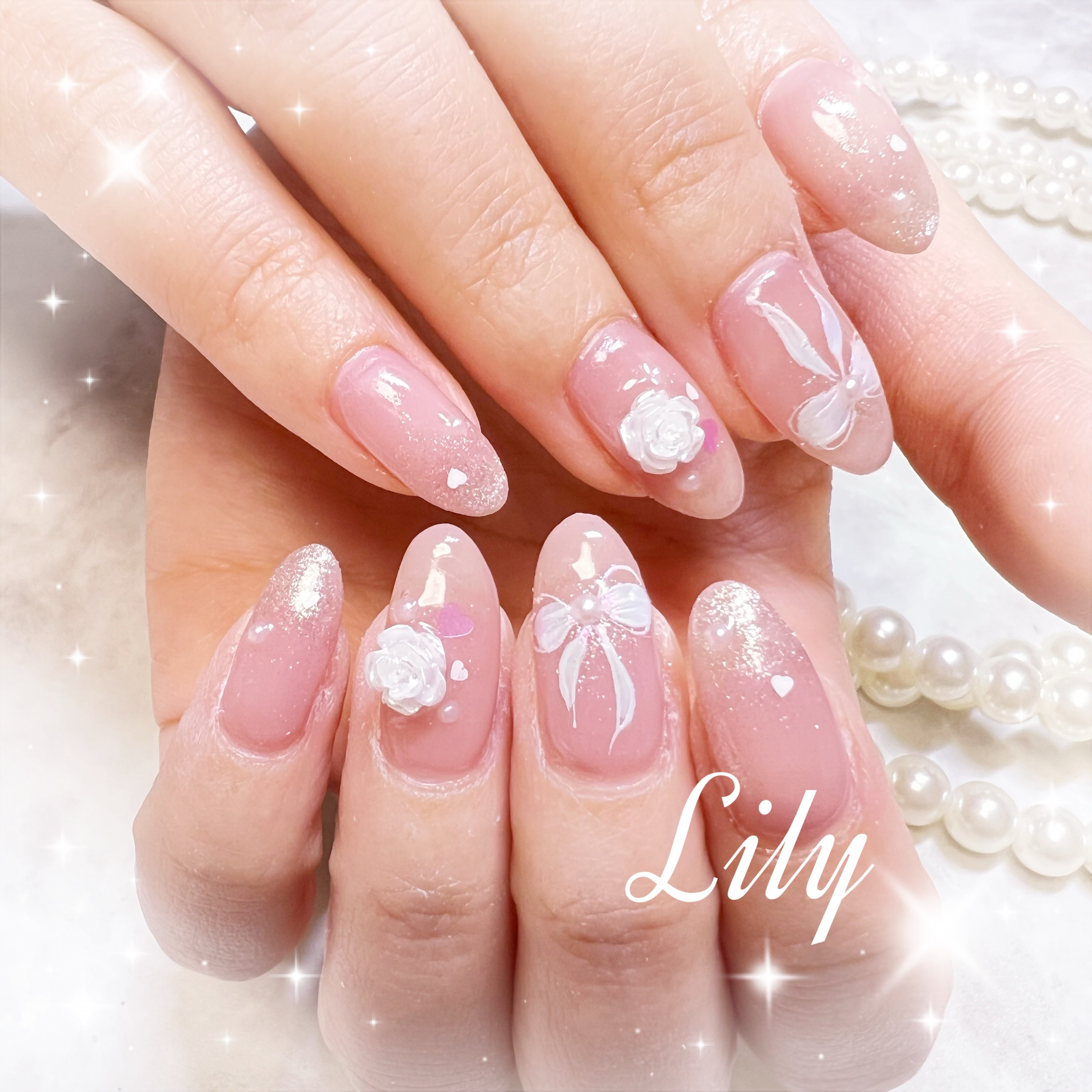 Lily.nail