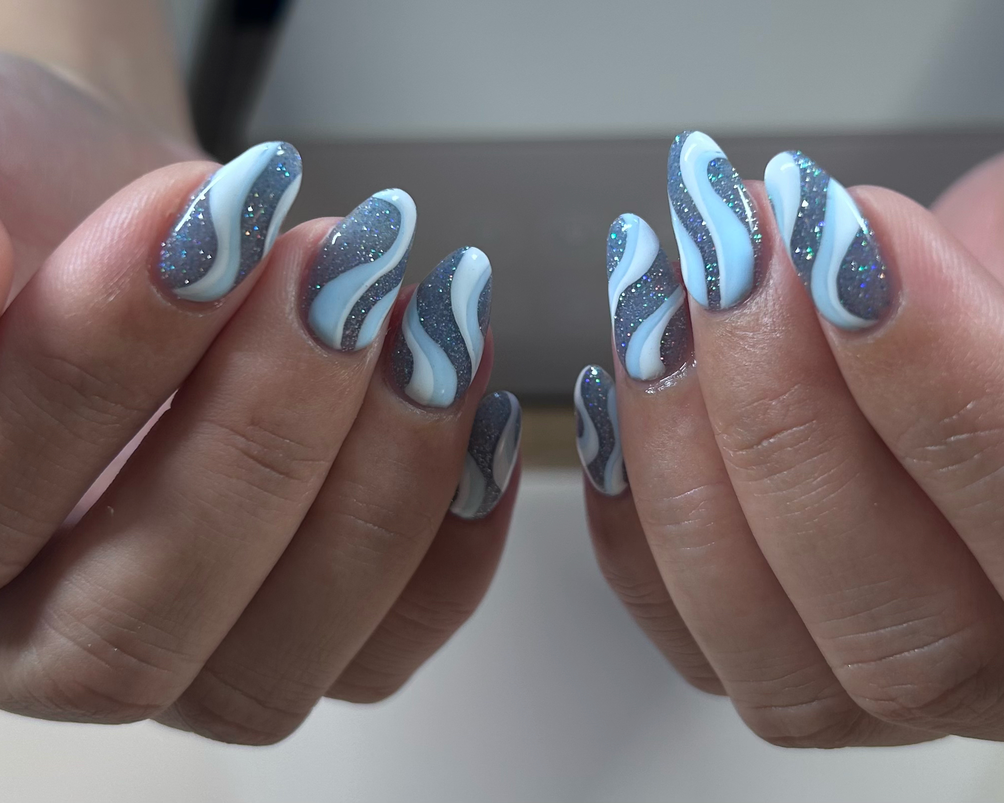 reheur._.nail
