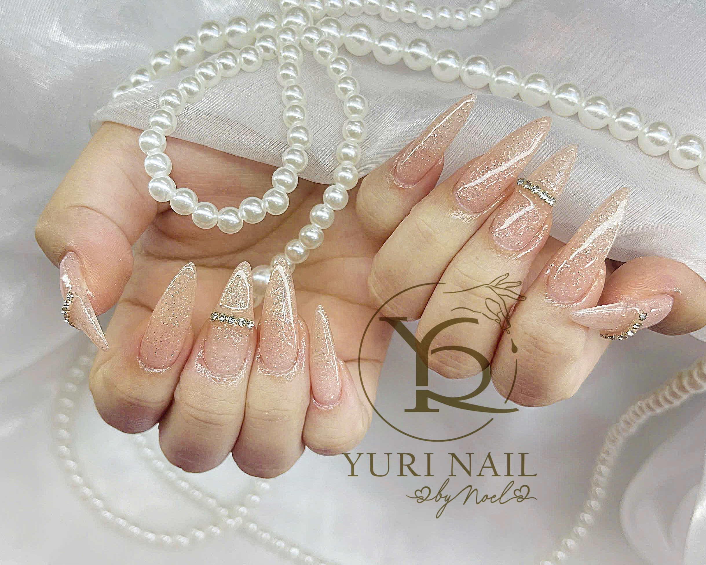 Yuri_nail_Anh
