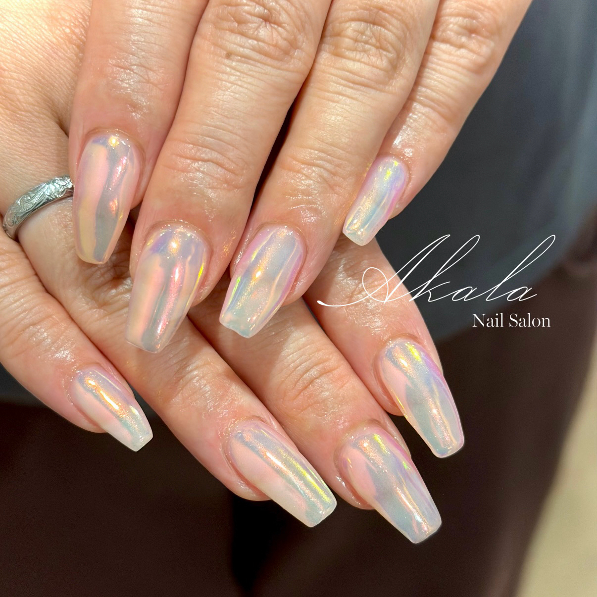 nailsalon_Akala