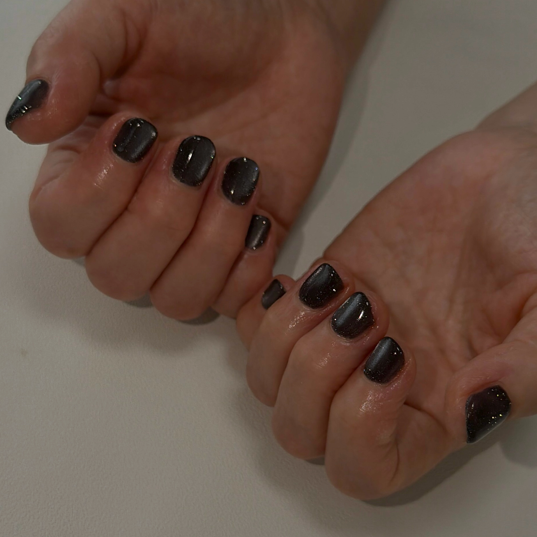 Nail__Lino