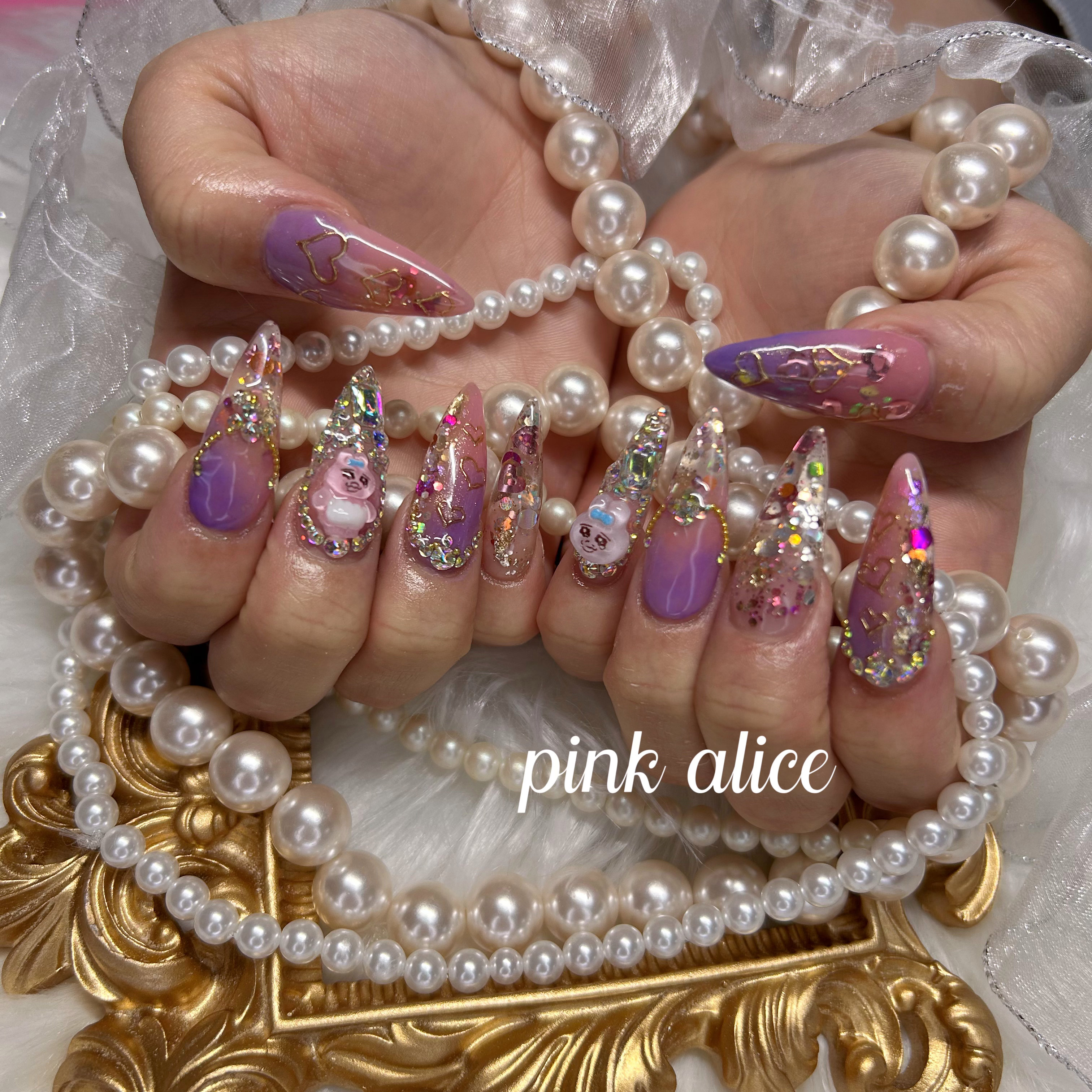 pinkAlice