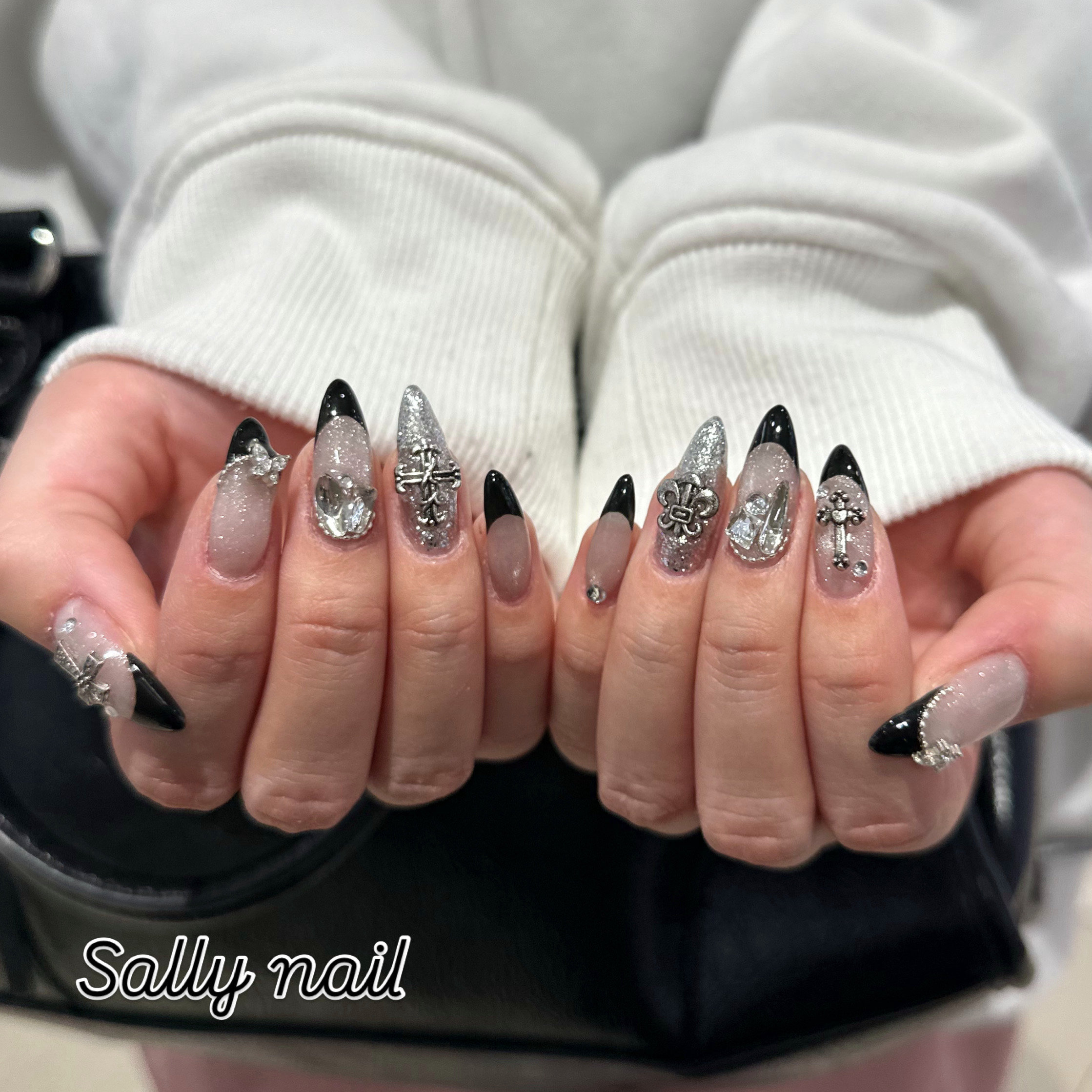 Sally_nail