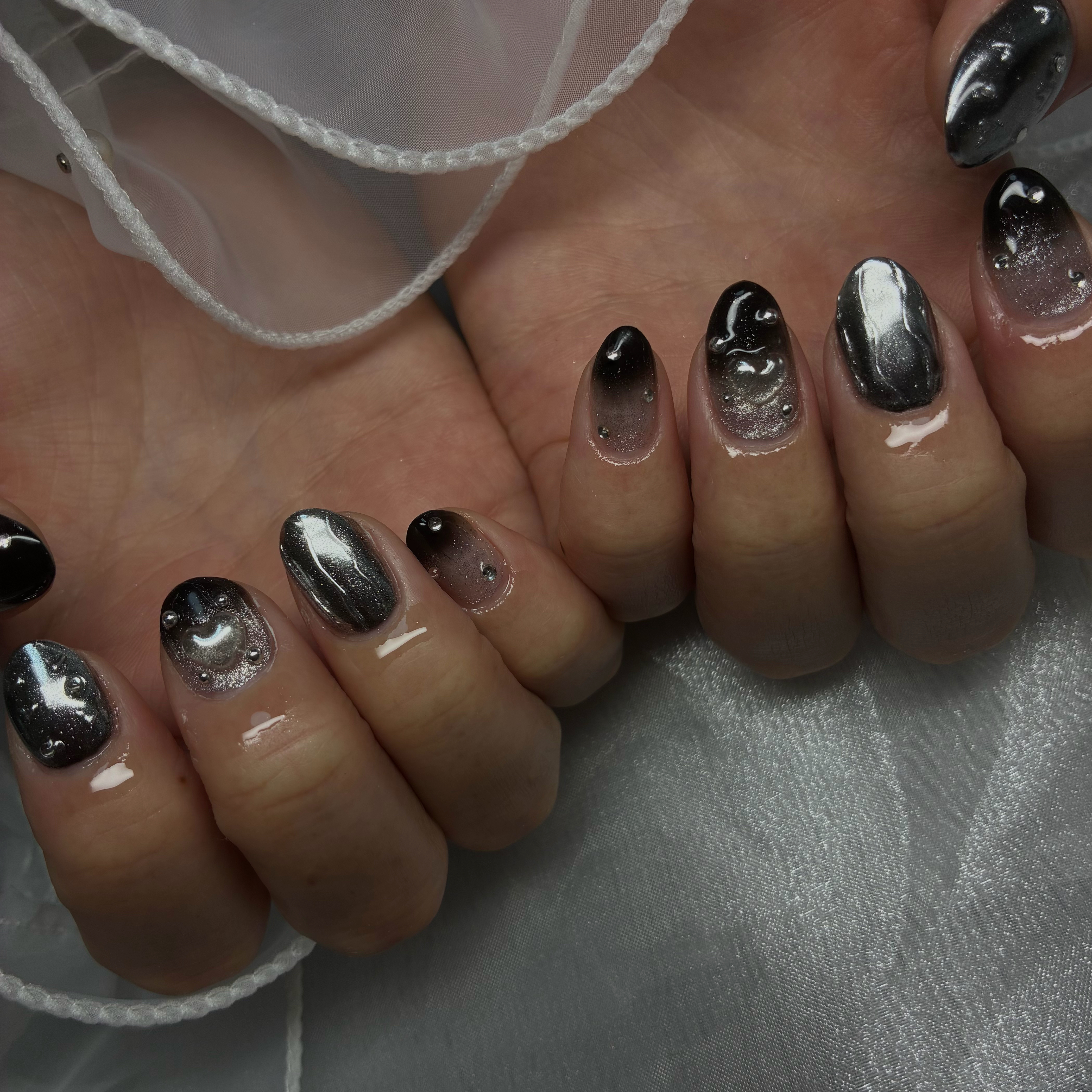 GAL_NAIL