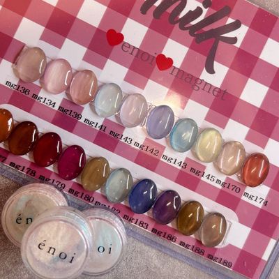 𓊆𝒽𝑎𝑛𝑑𓊇大人の上品な輝きenoiマグネットネイル𝐶𝑜𝑣𝑟𝑠ꕥご新規様𝑀𝑒𝑛𝑣