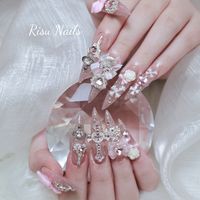 YumiRisuNails