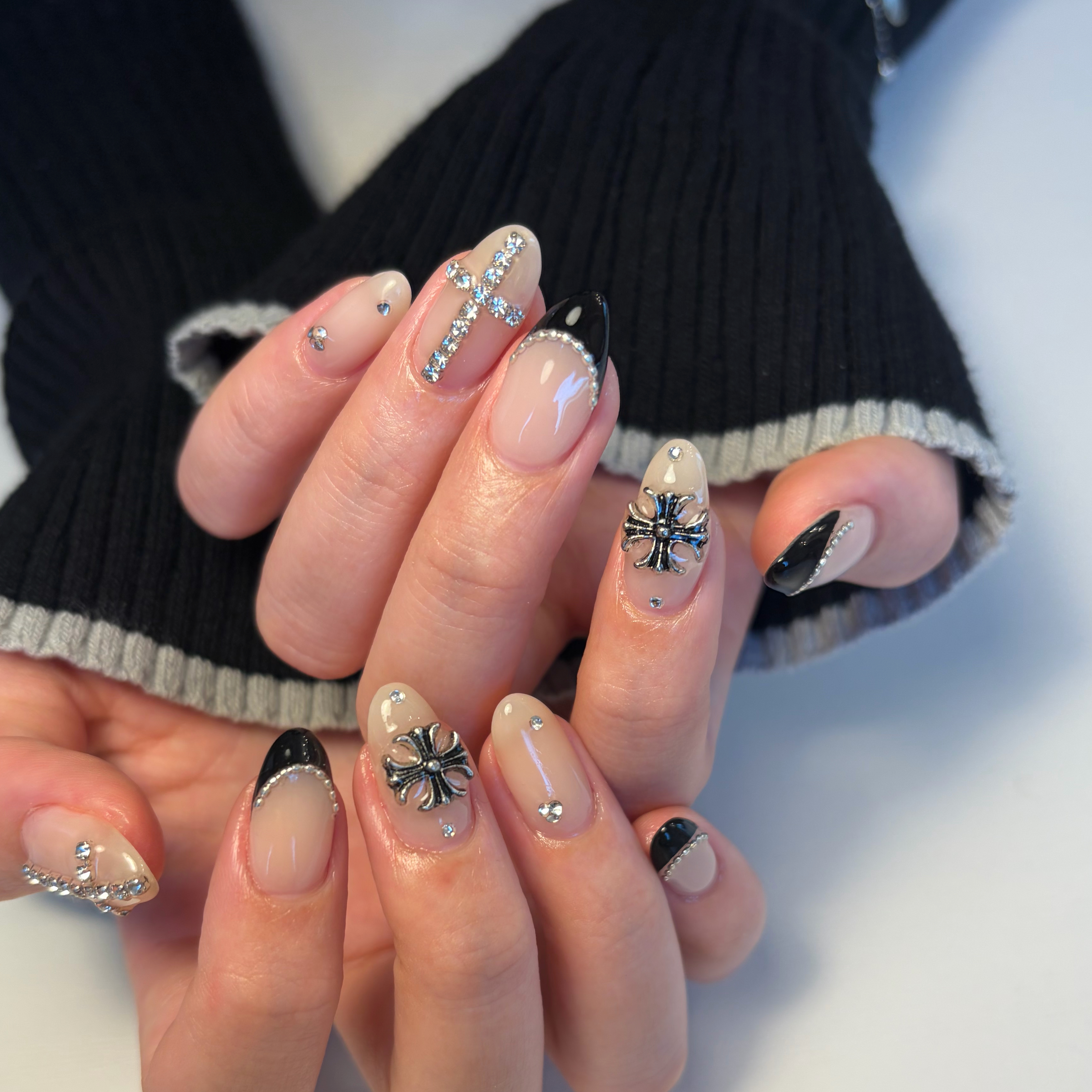 Aura.nail