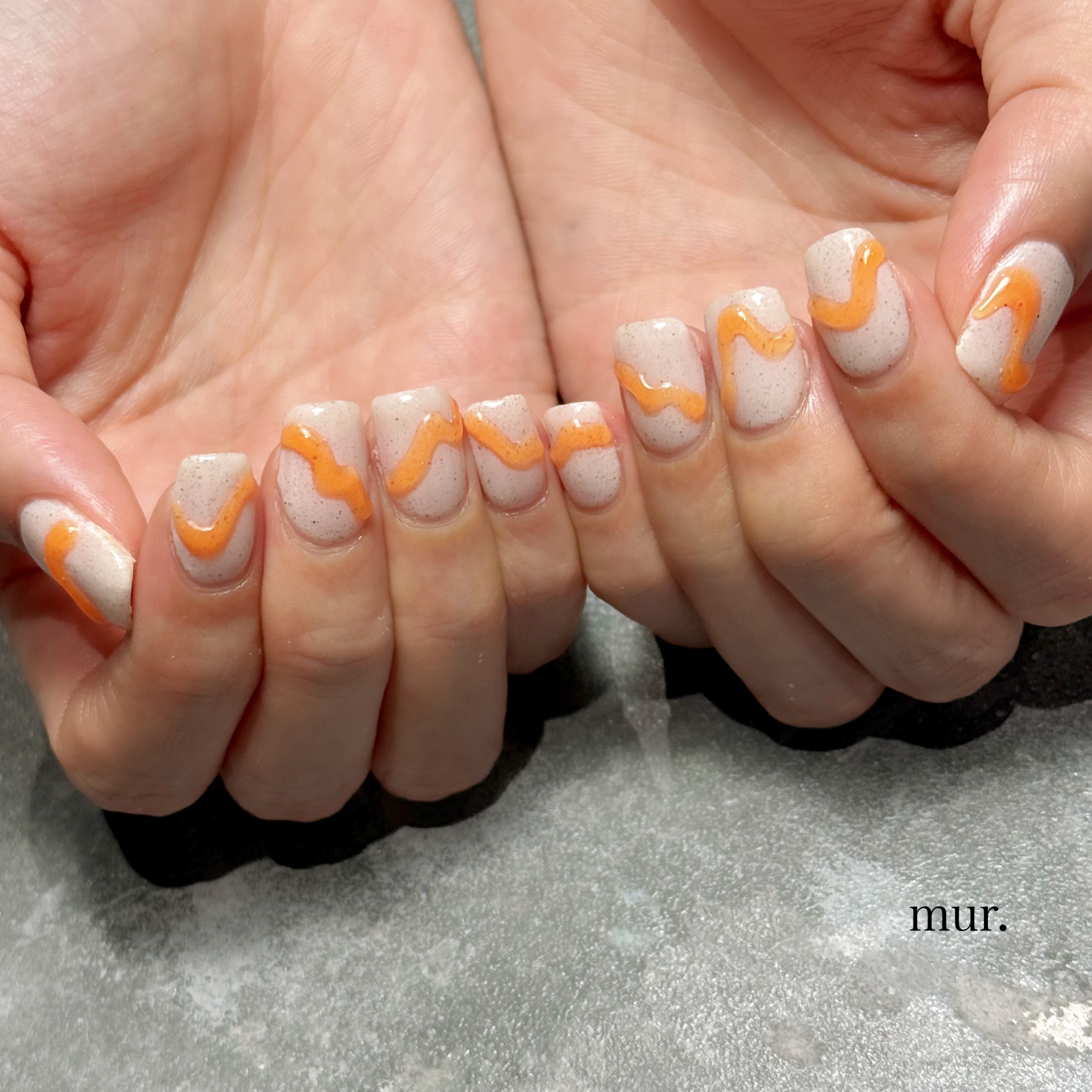 mur