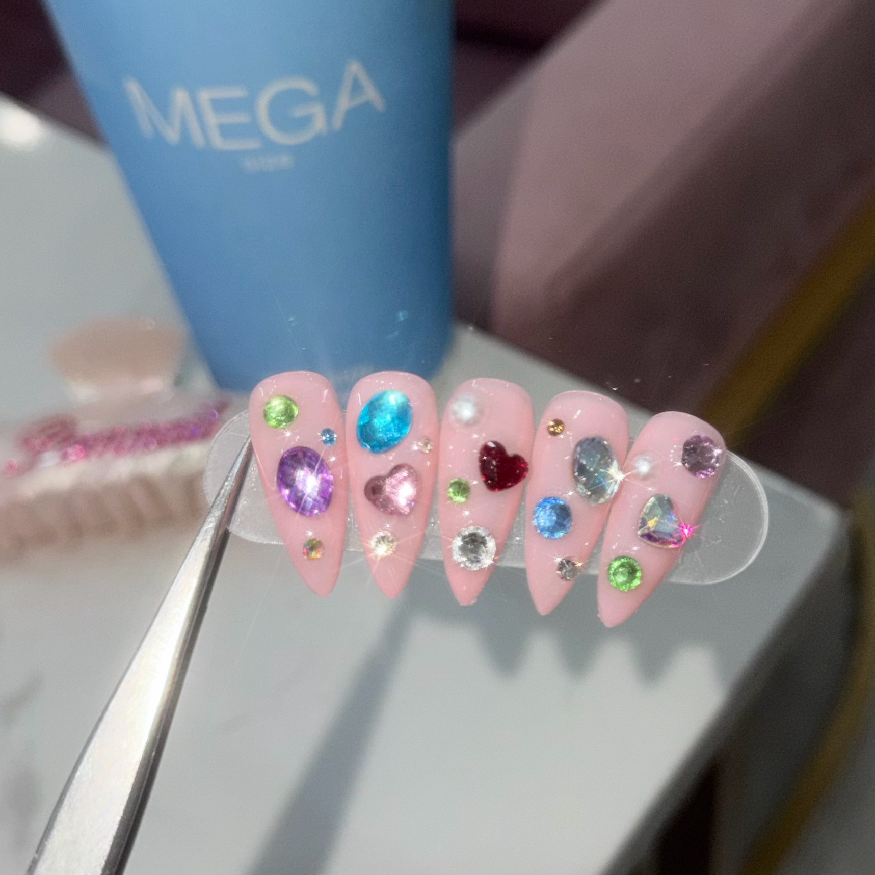 pomnail
