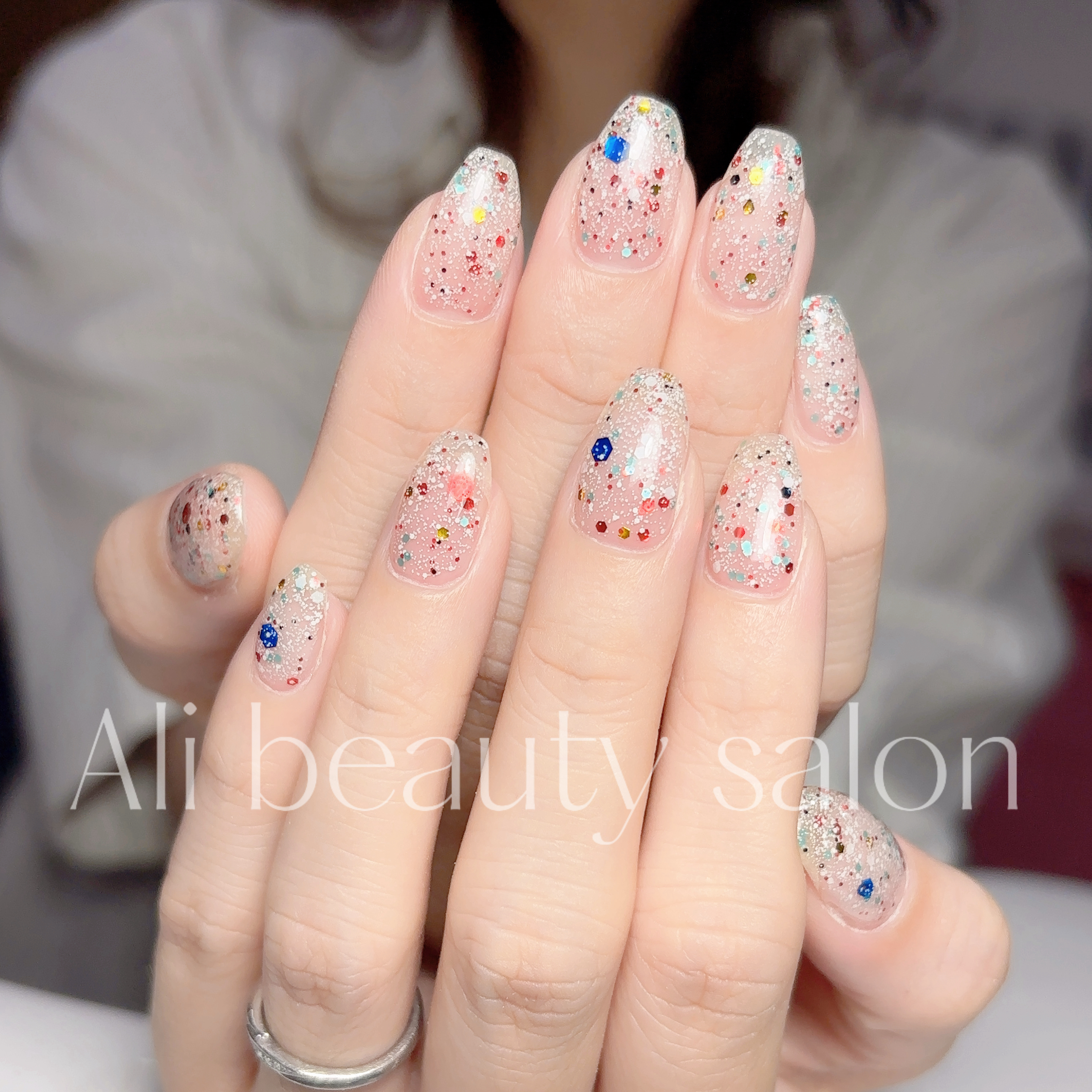 Ali_nail