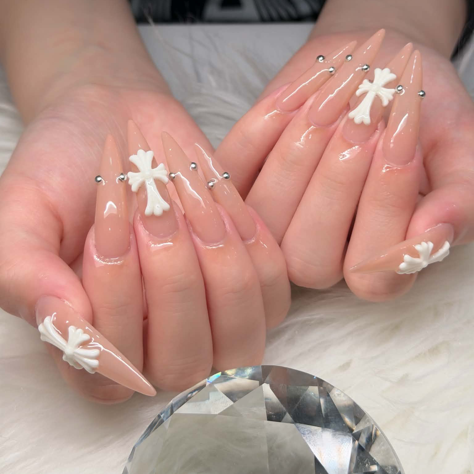 reina_88nail