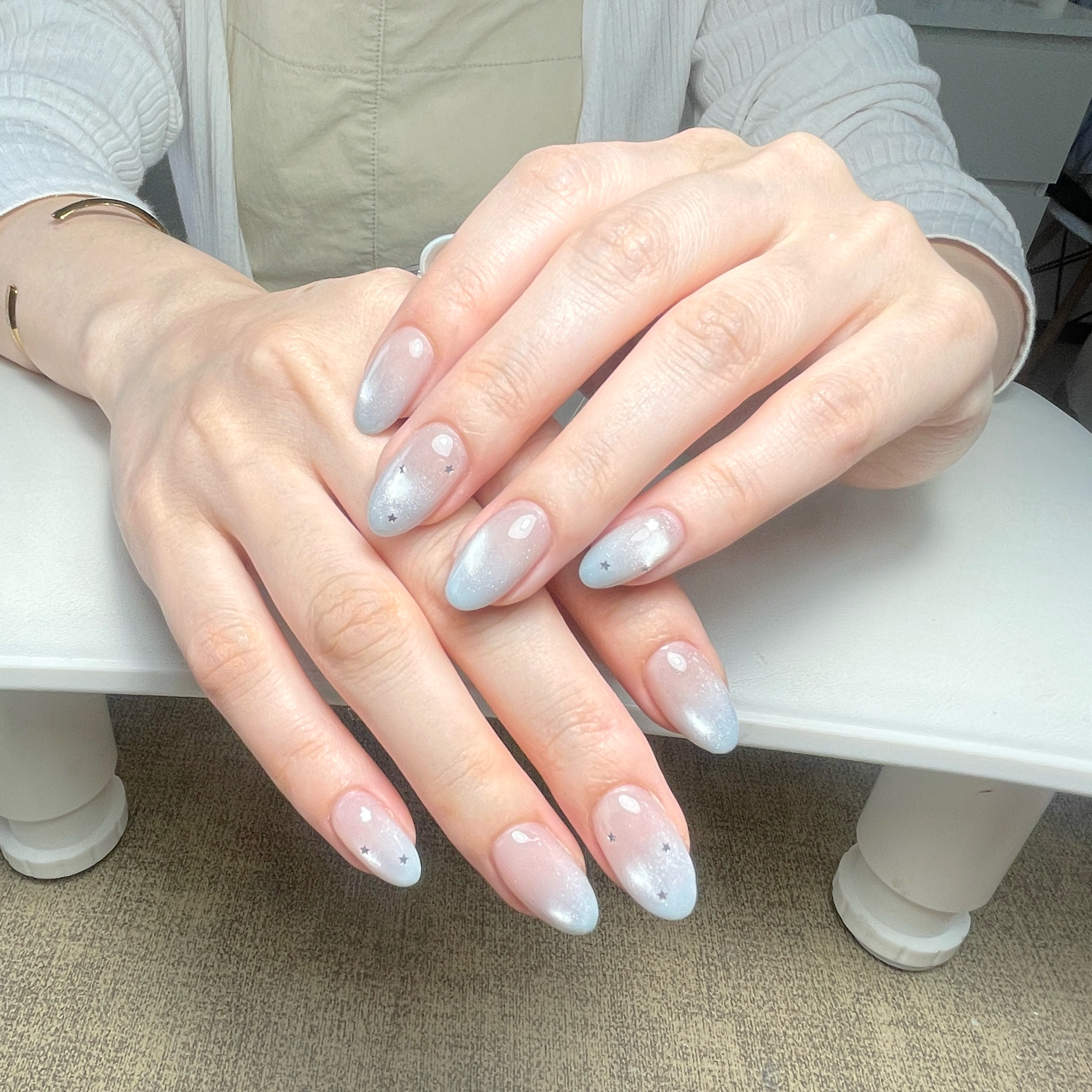 PeachNail_staff