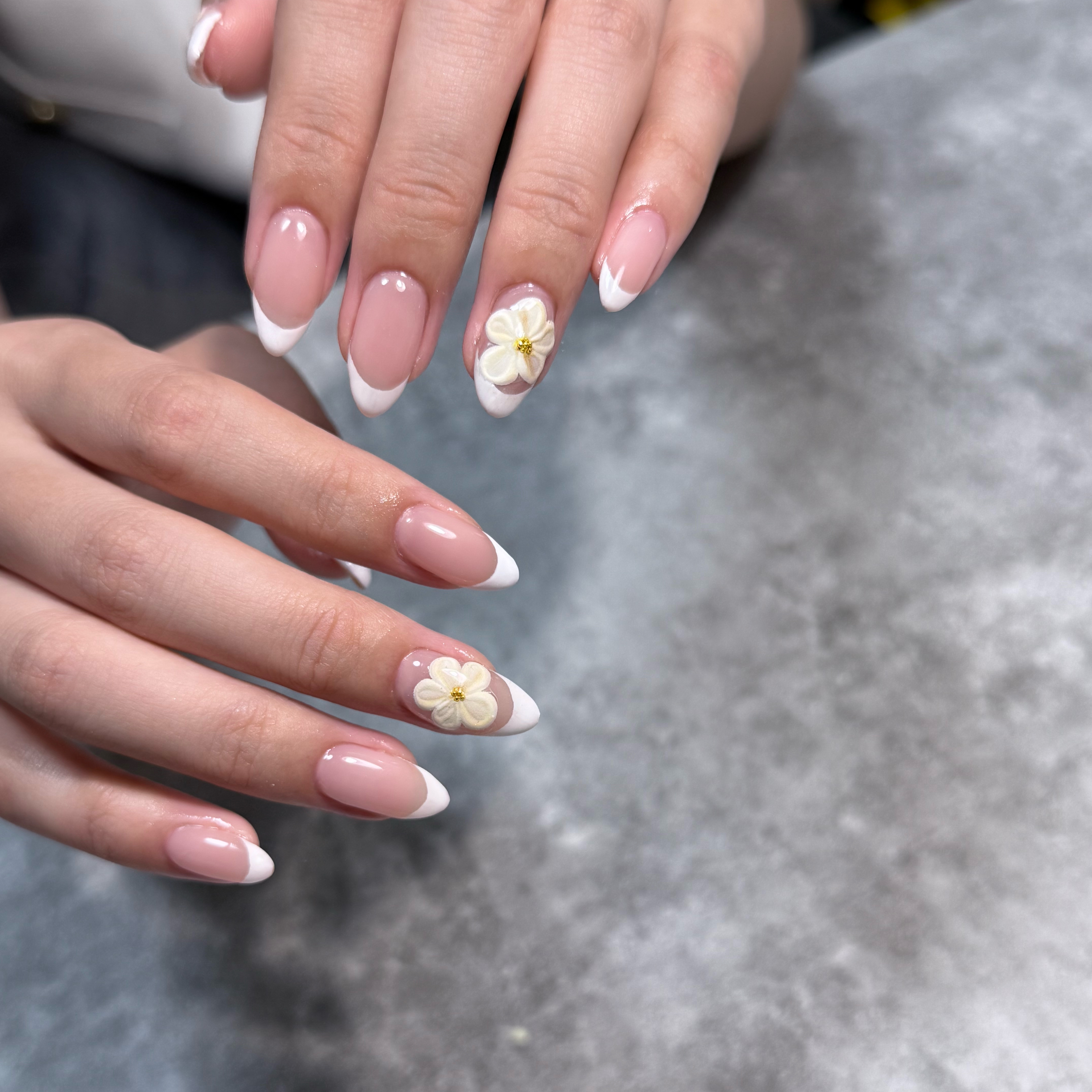 mony.nail_