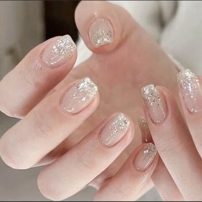 ジェル
自爪／ラメグラデーション¥ 4500→ ¥ 4000
¥4,000
