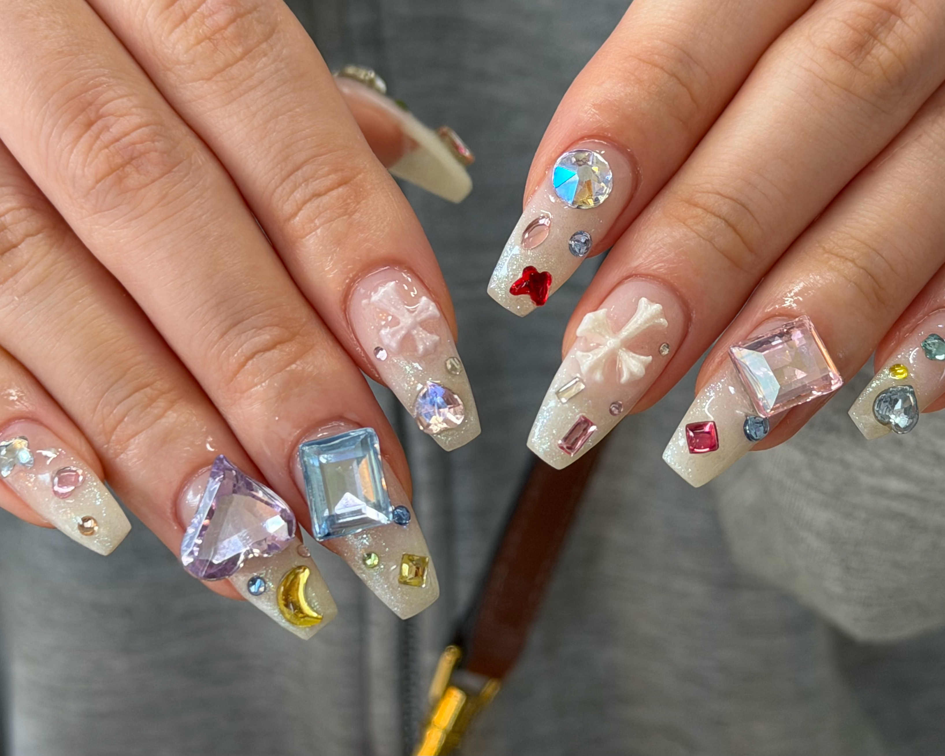 mirage_nail