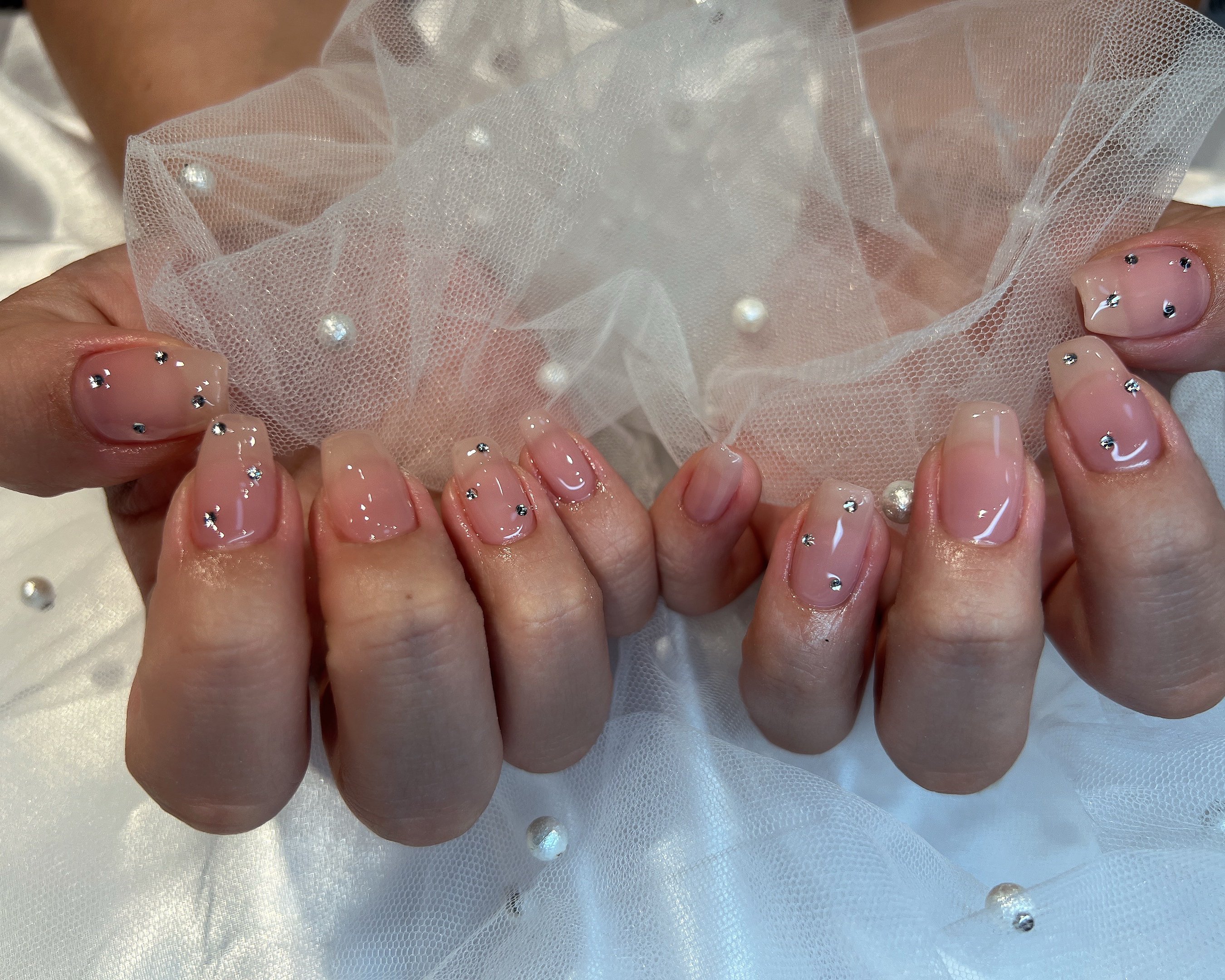 lavish_nail