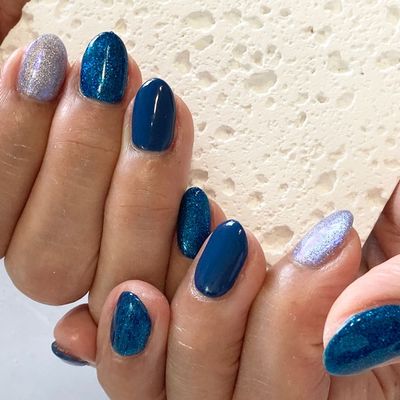 ジェルカラー3色、マグネットは3本まで