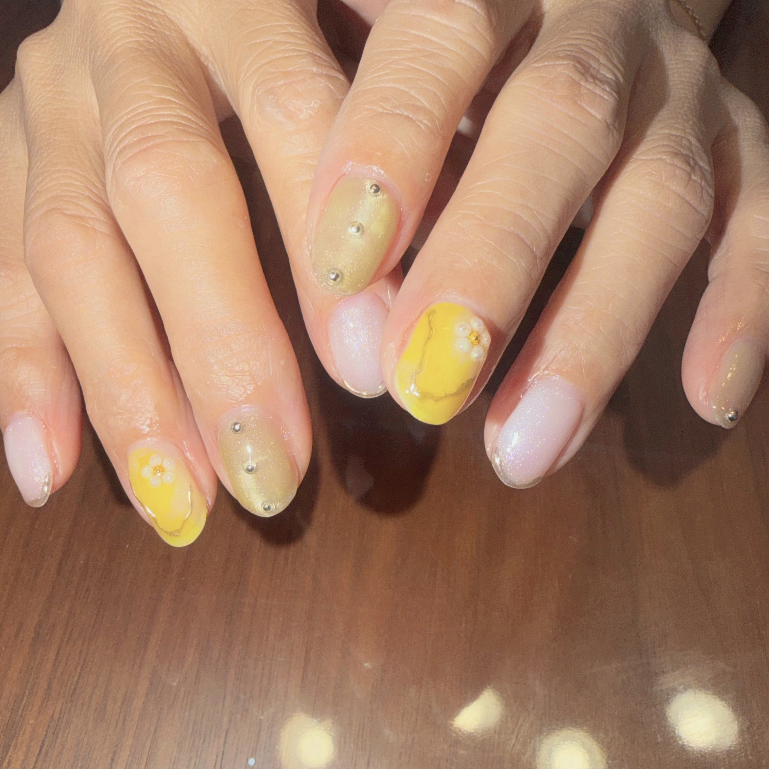 nail_cocon