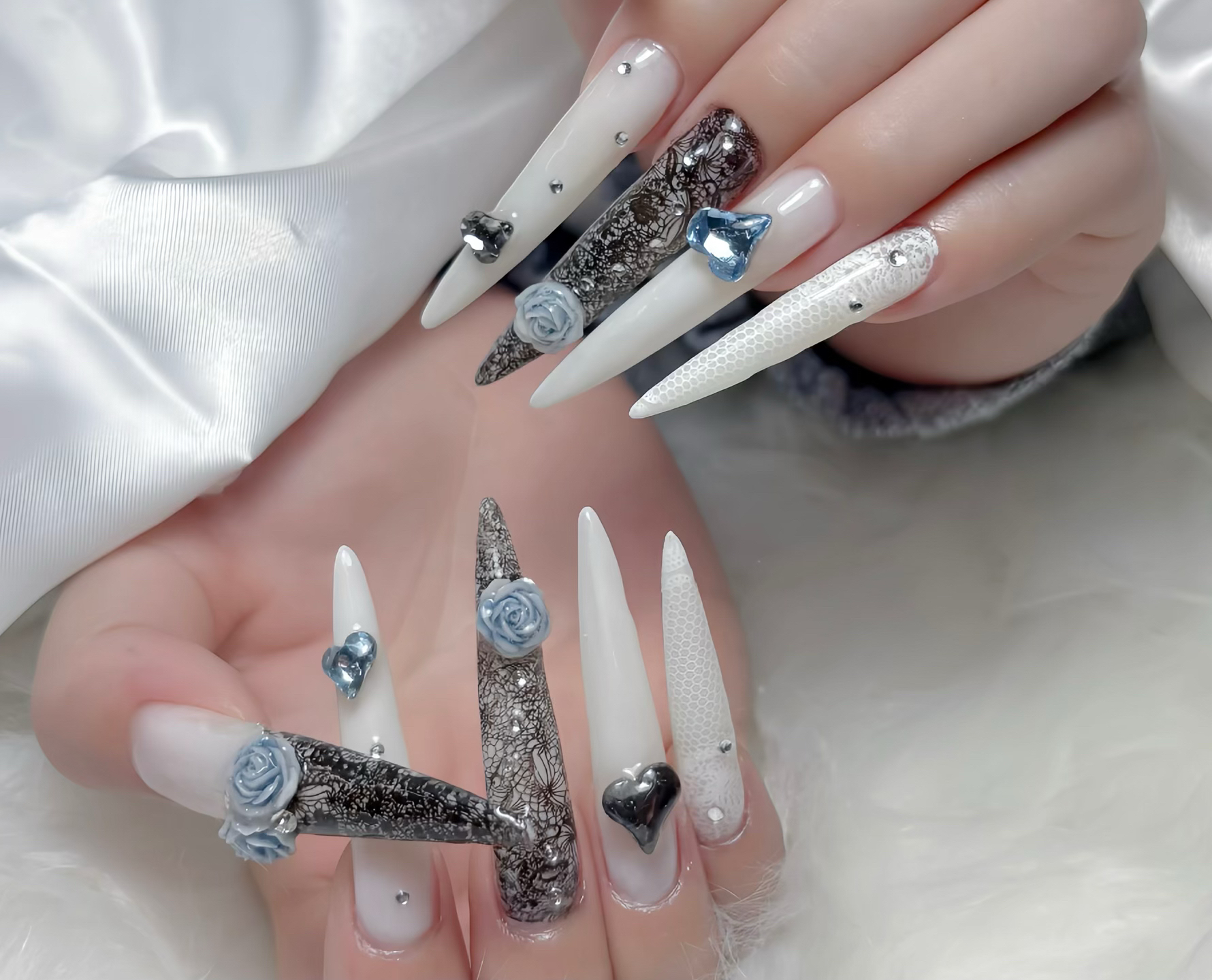 Nhi_nail2412