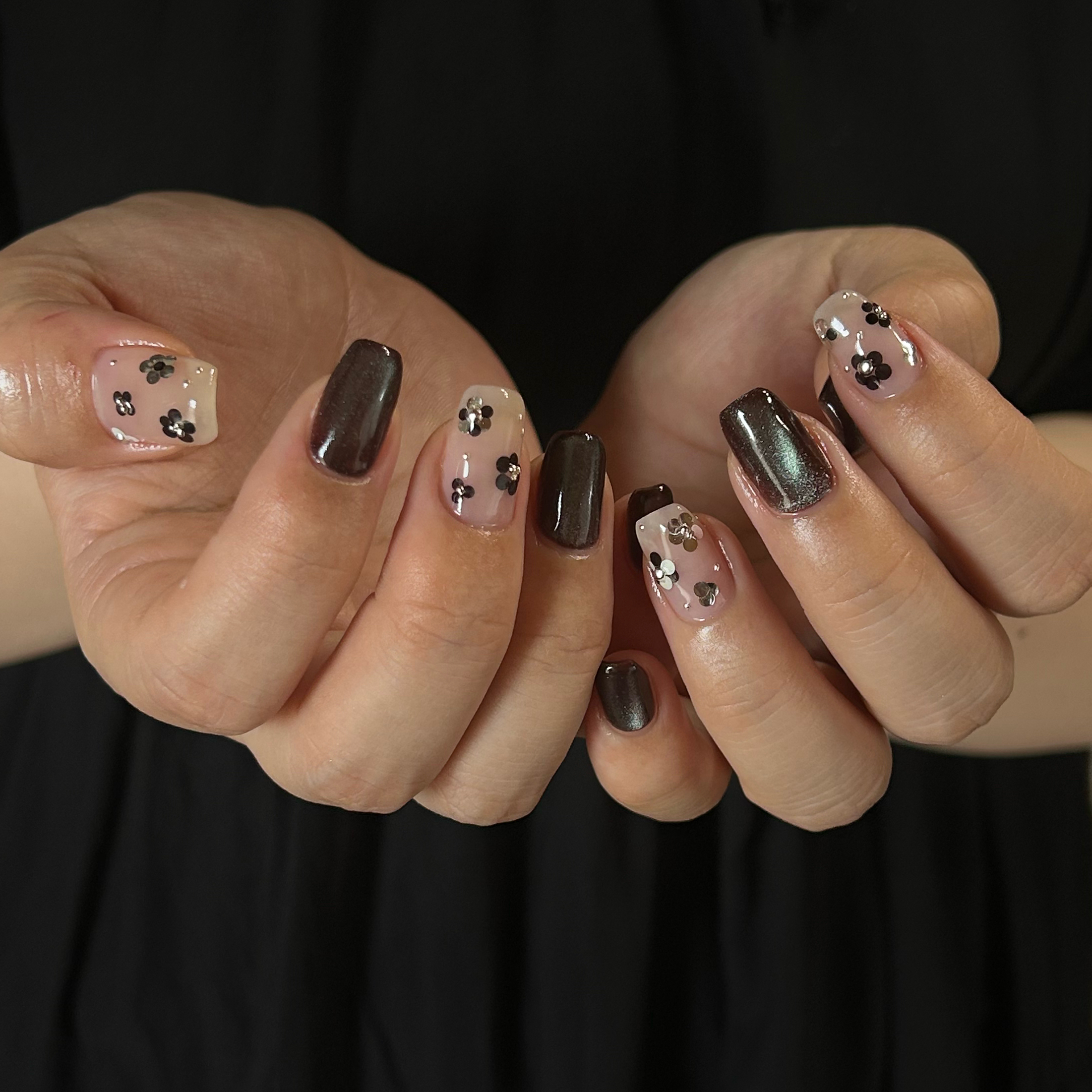 yuna_nails