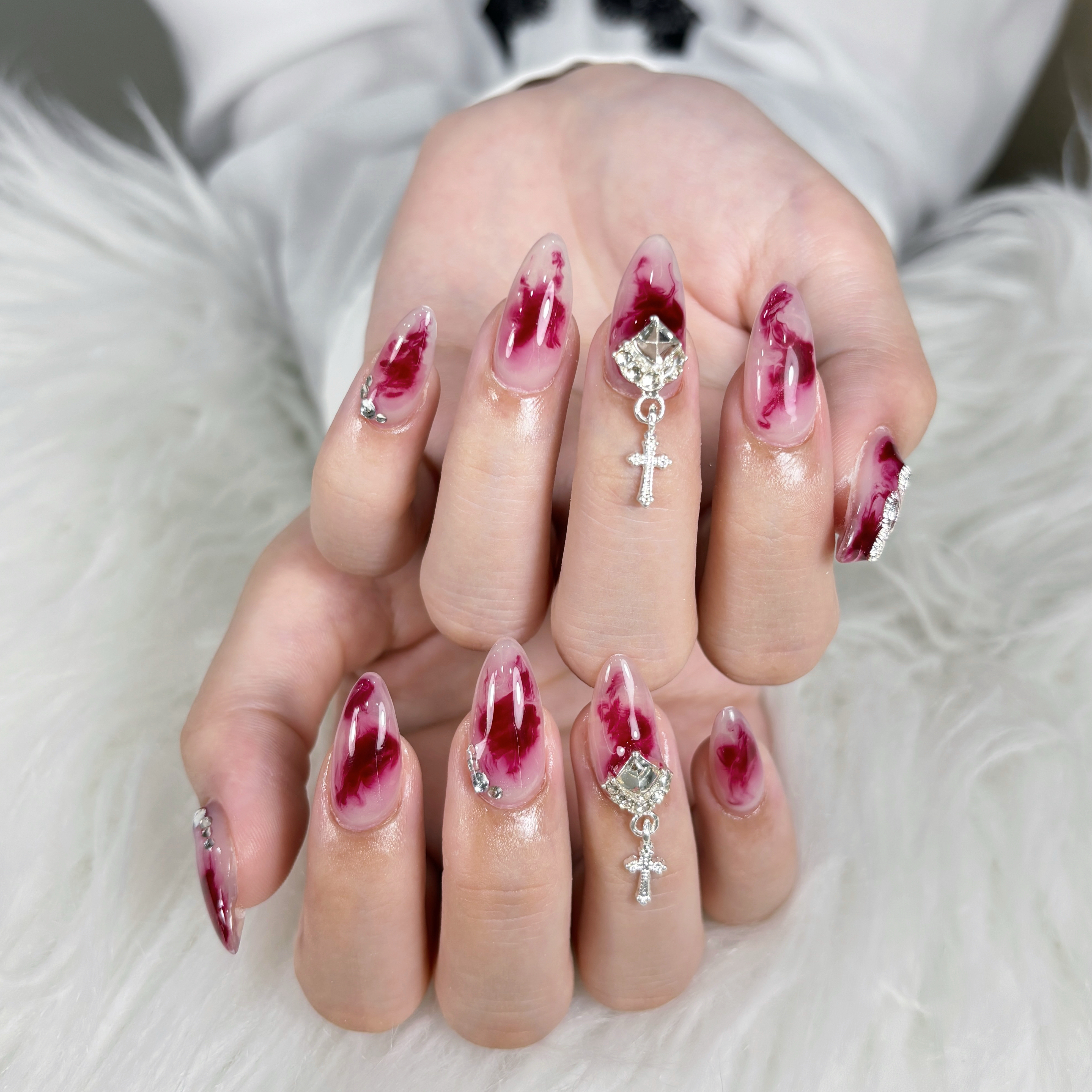QUEENS_NAIL_STUDIO