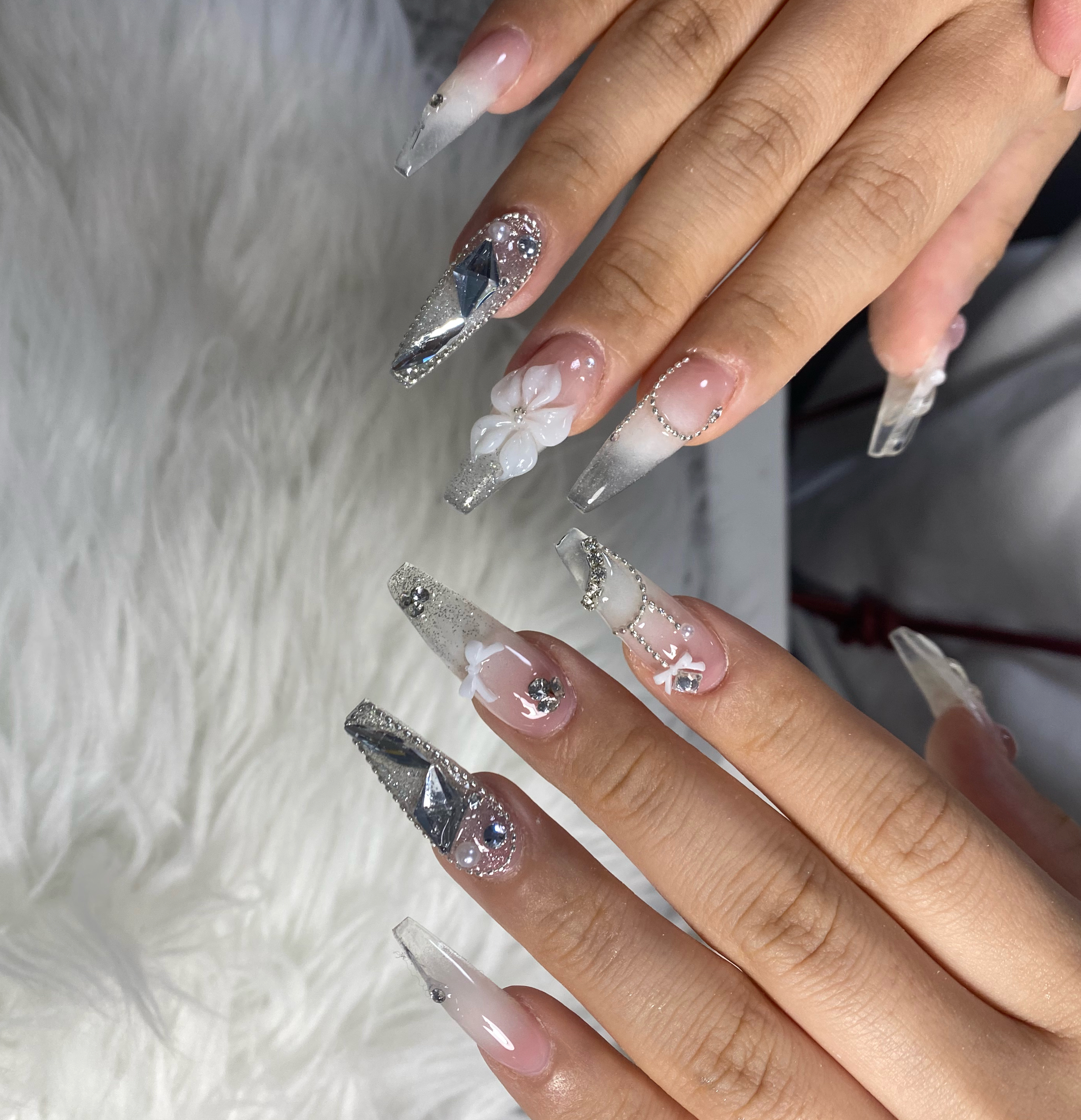 Celine_nail
