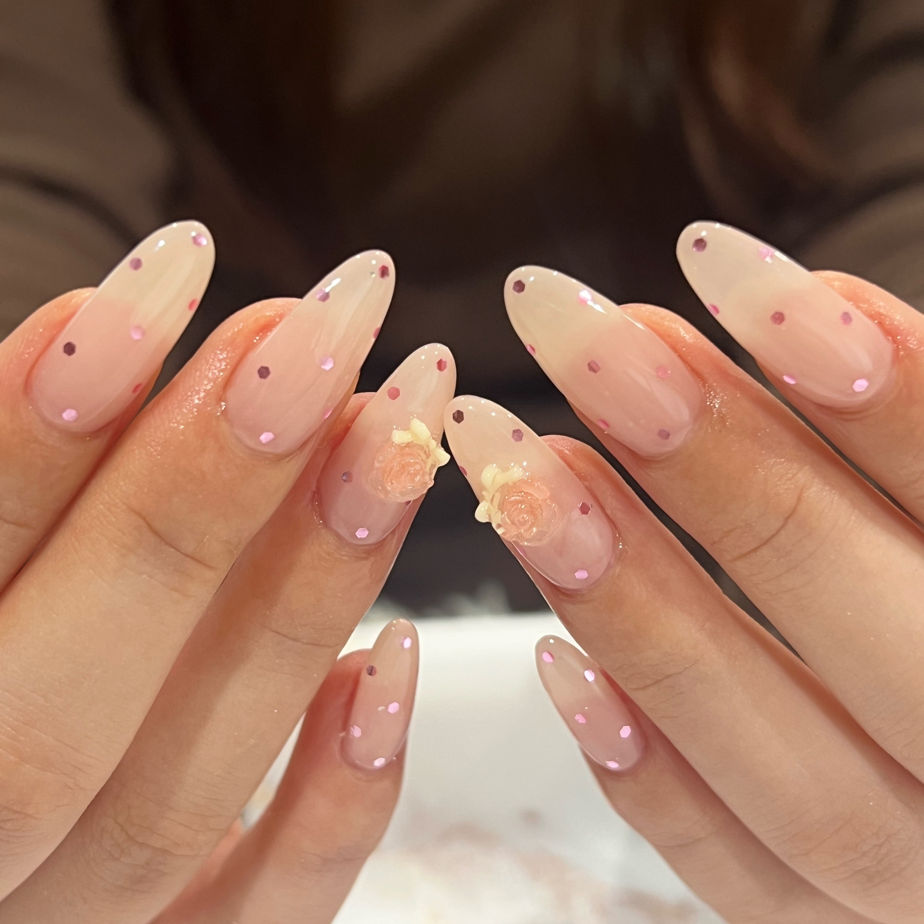 LUNA.nail