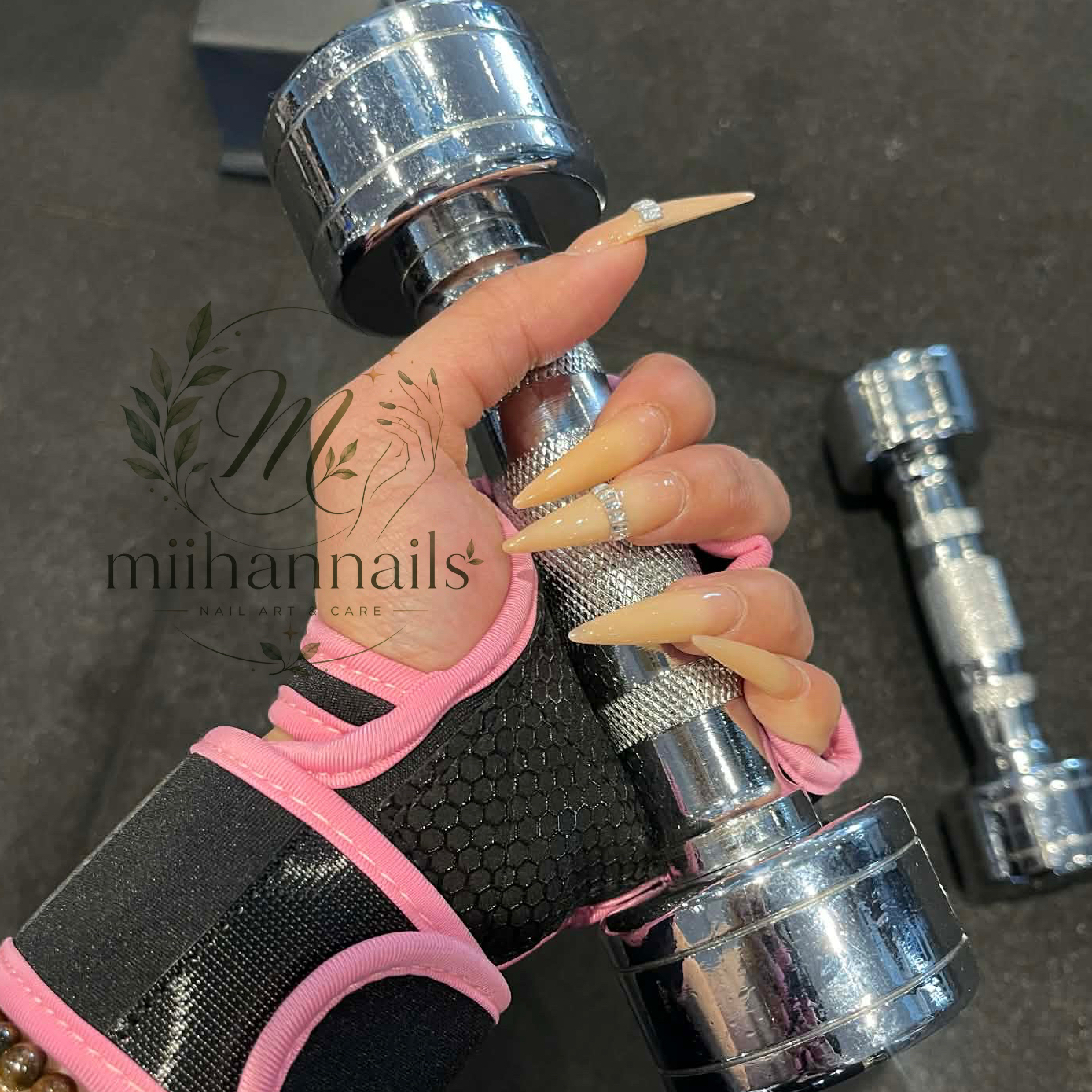 miihan_nails