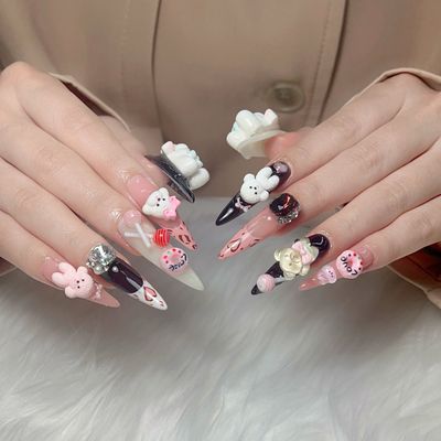 【全員】💗
🎉 新年キャンペーン
10本長さ出し＋パーツ無制限つけ放題