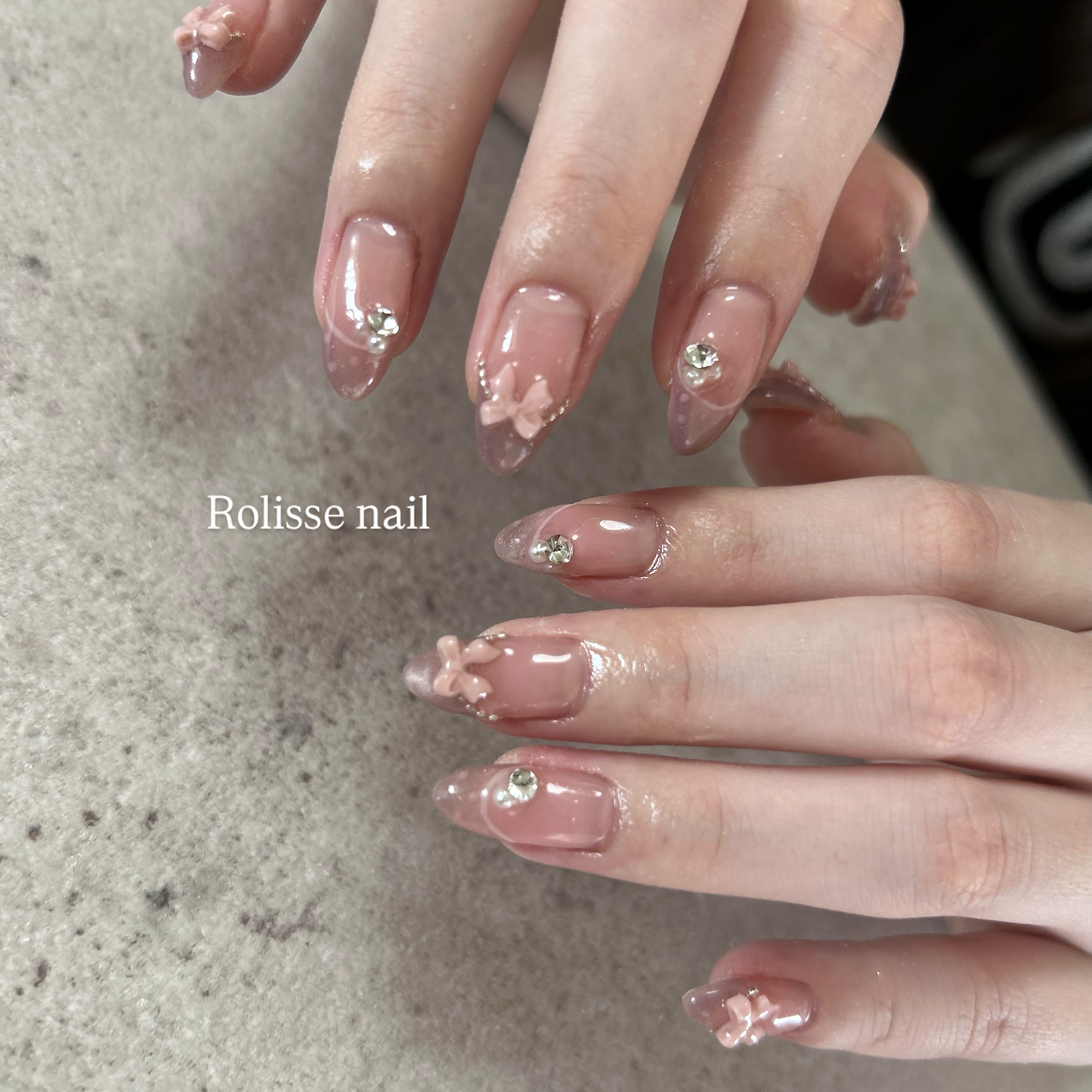 Rolissenail