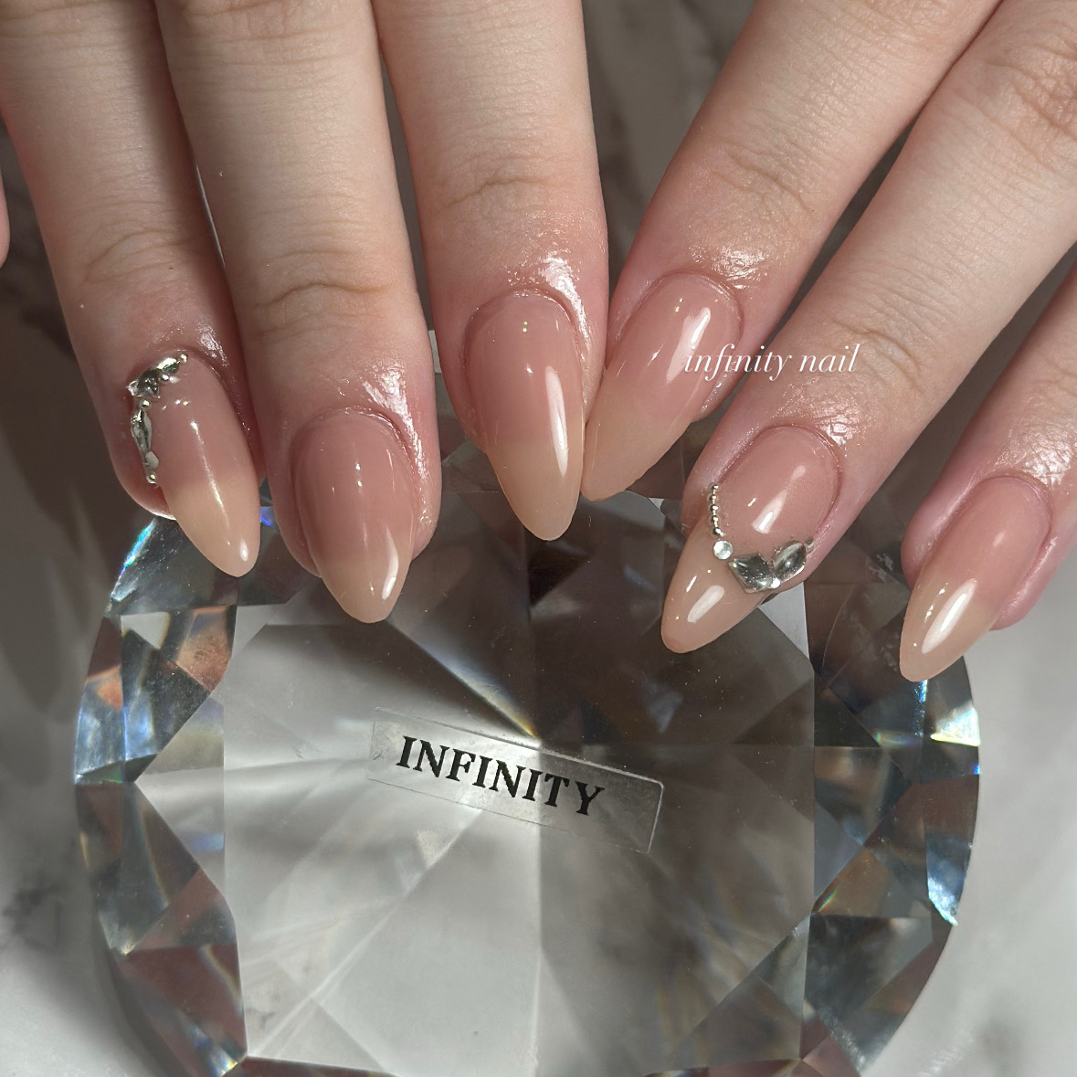 INFINITY_nail