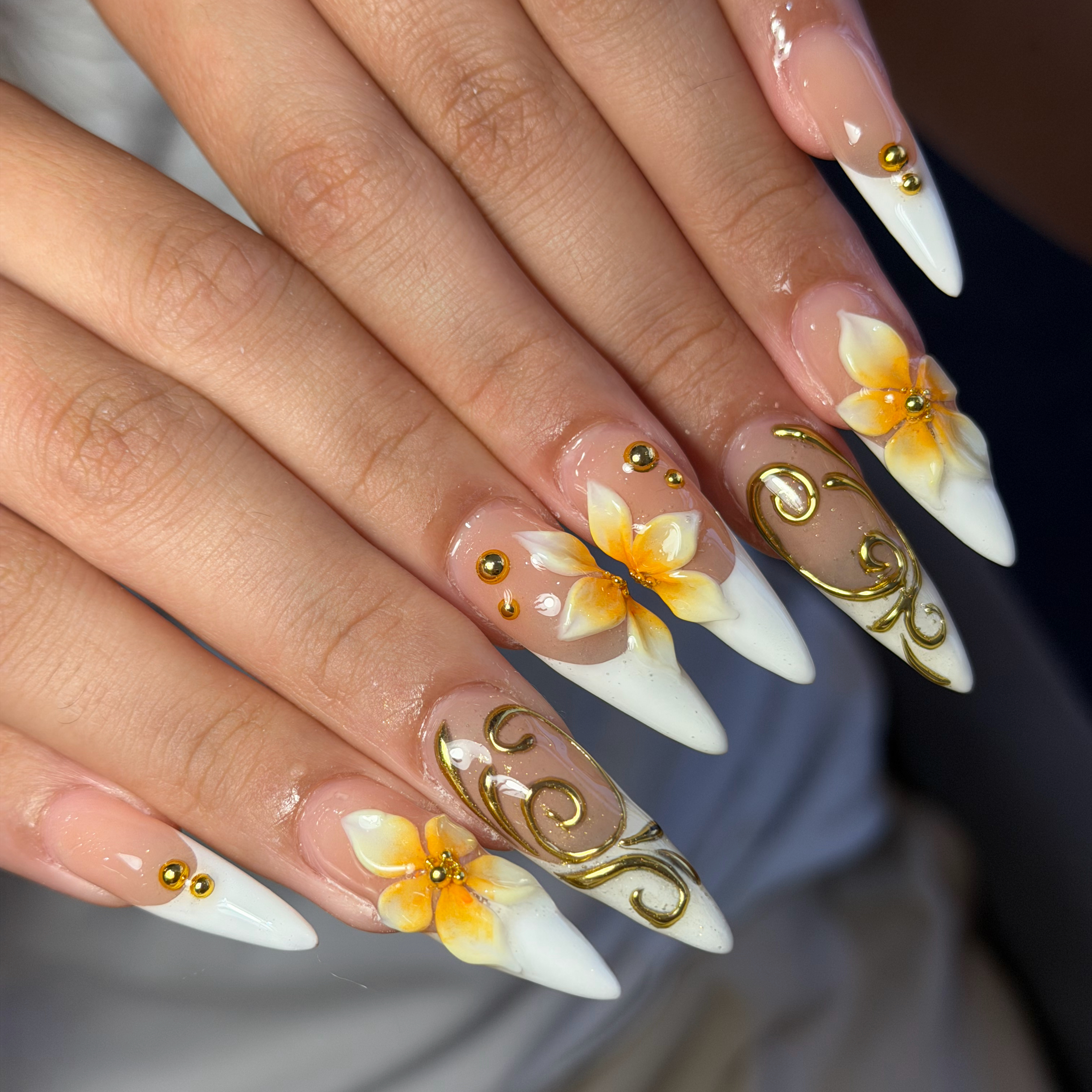 CoMo_Ana_Nail