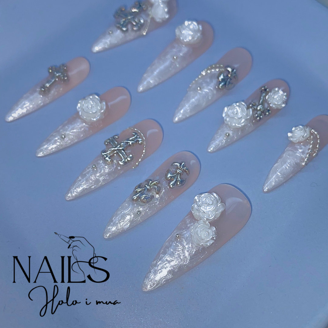 NailSalon.Holoimua