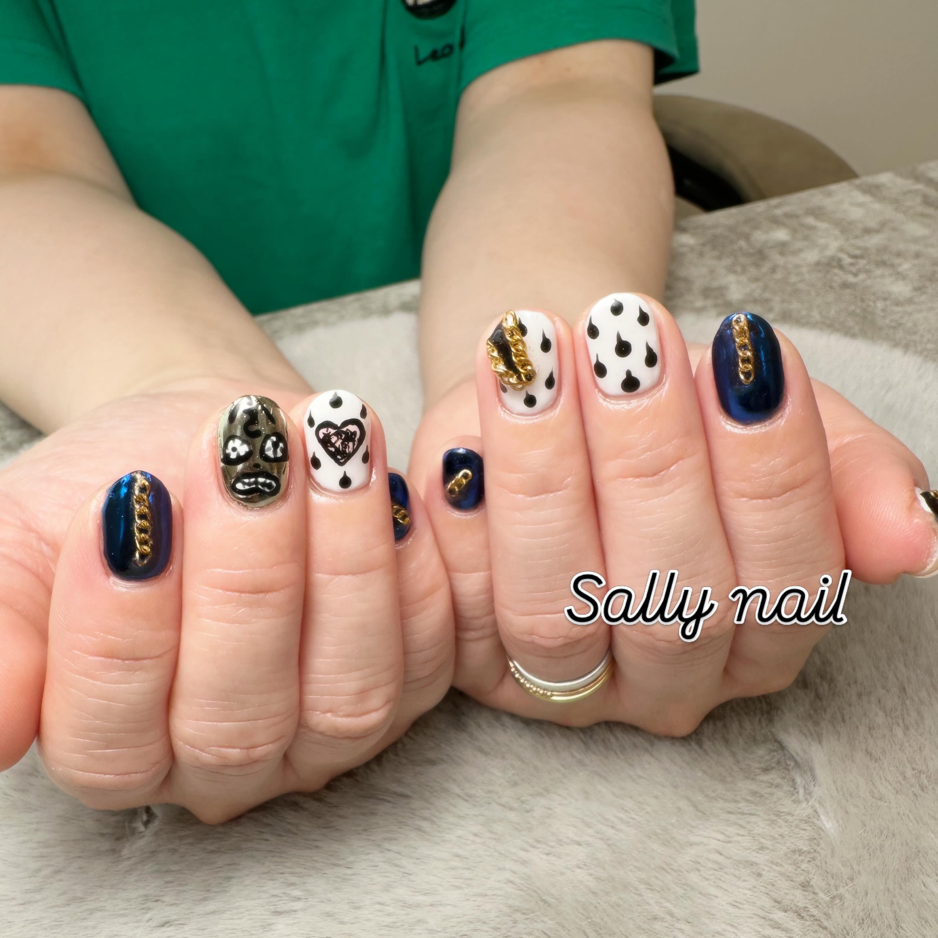 Sally_nail