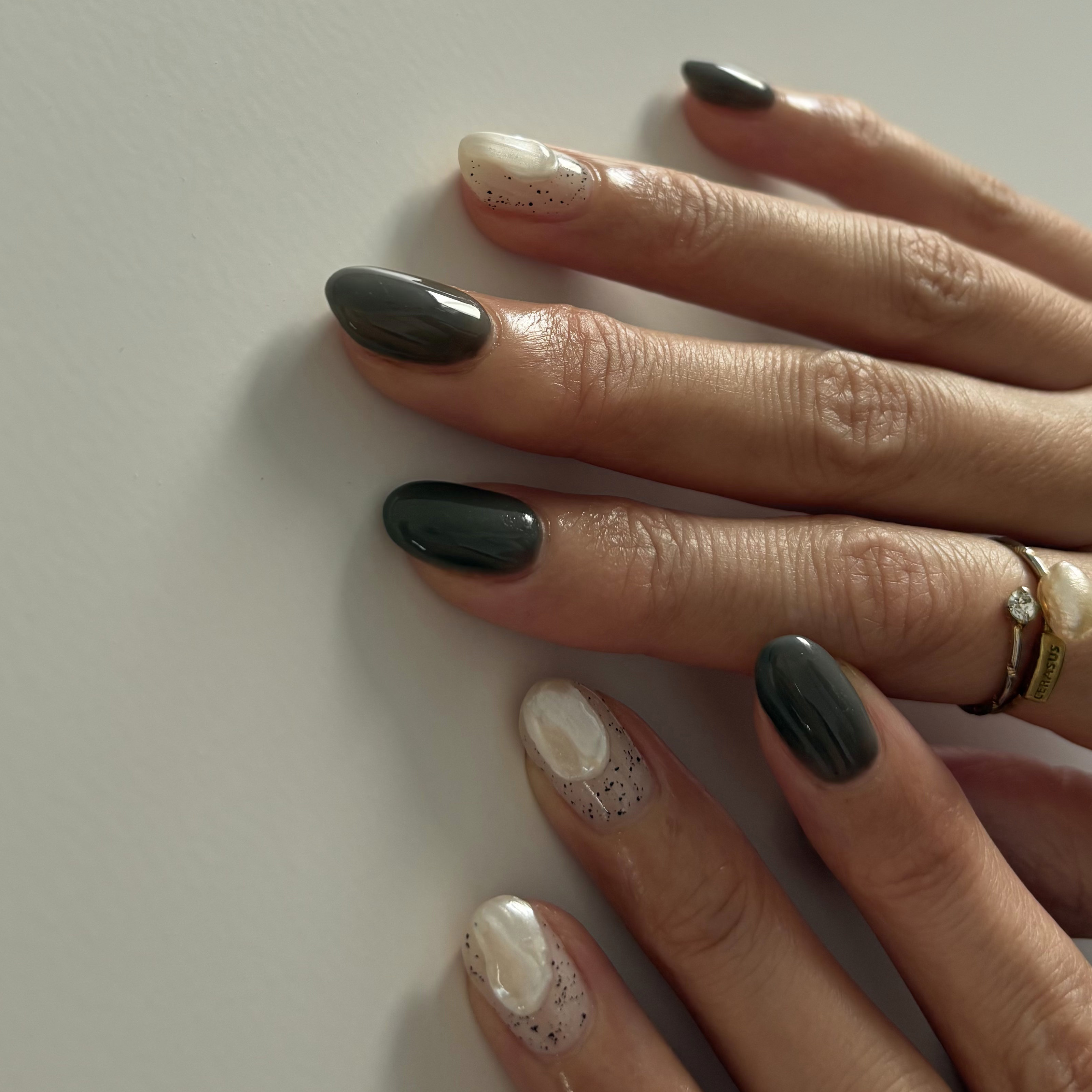 cloCHE__nail