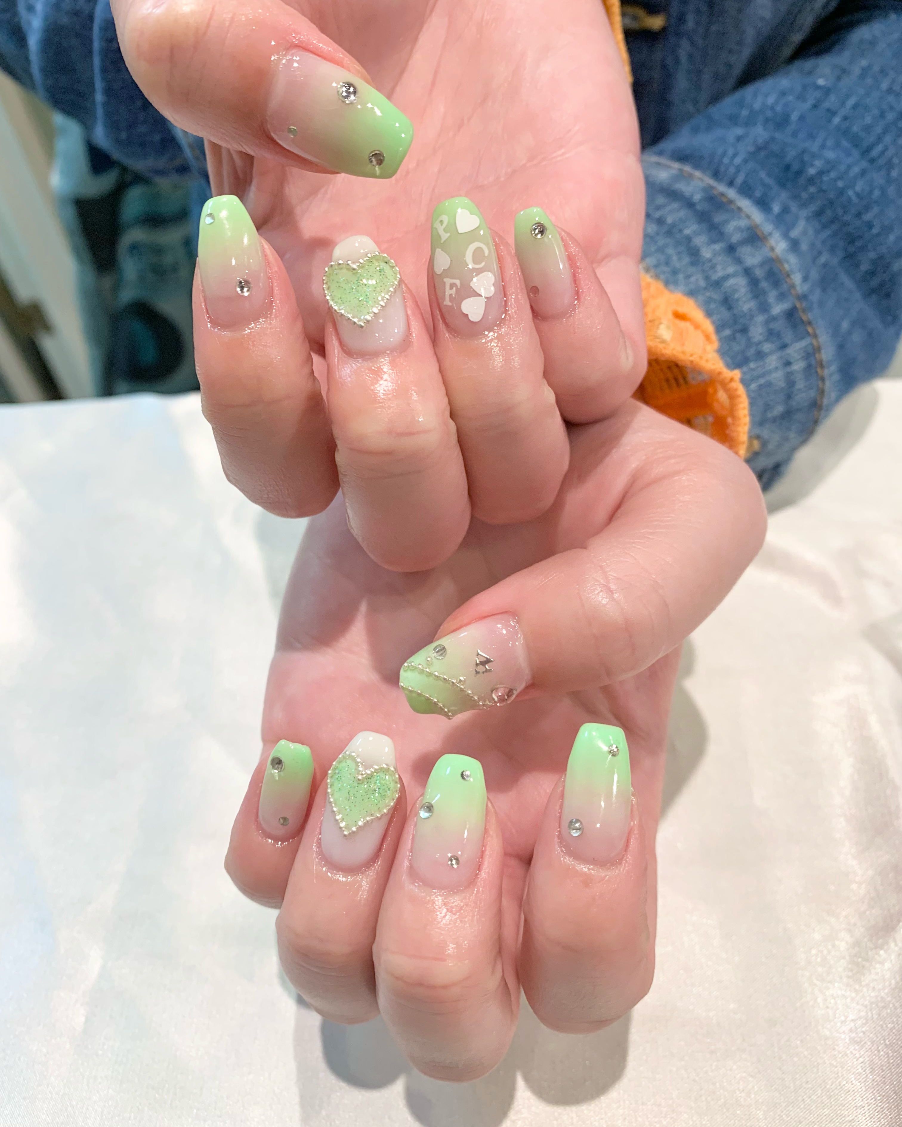 ecrin_mayu