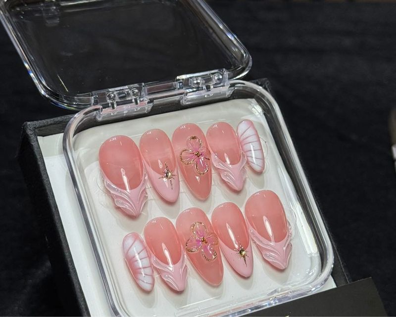 ribbon nails   salon