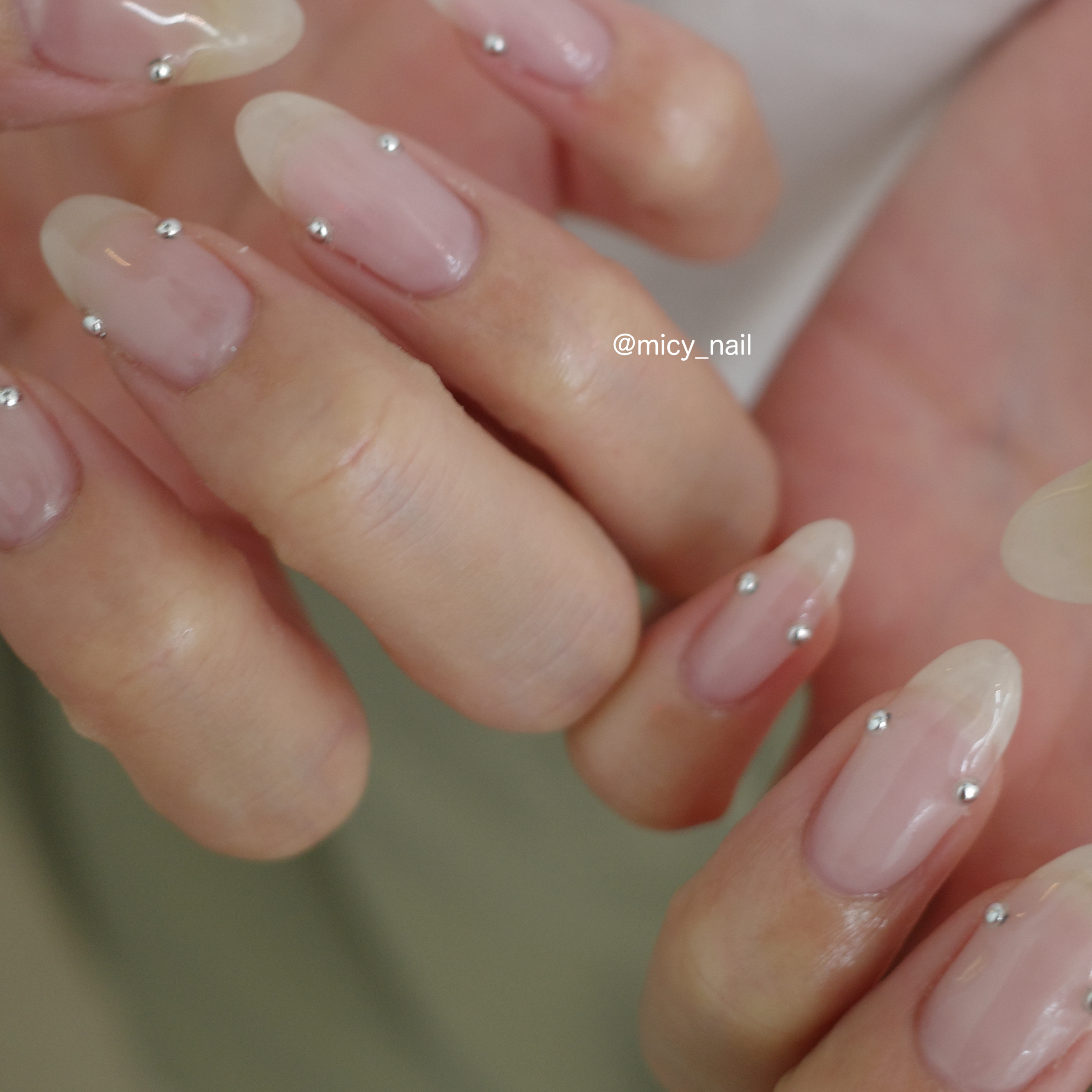 micy_nail